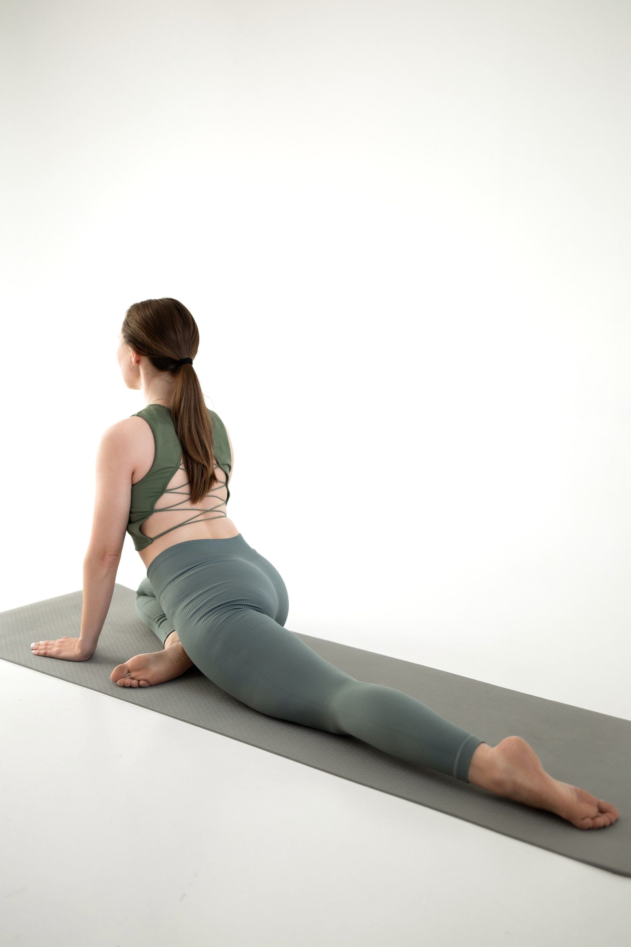 Ира — тренер по йоге. Семейный фотограф Надежда Каримова | Иркутск Байкал Аршан