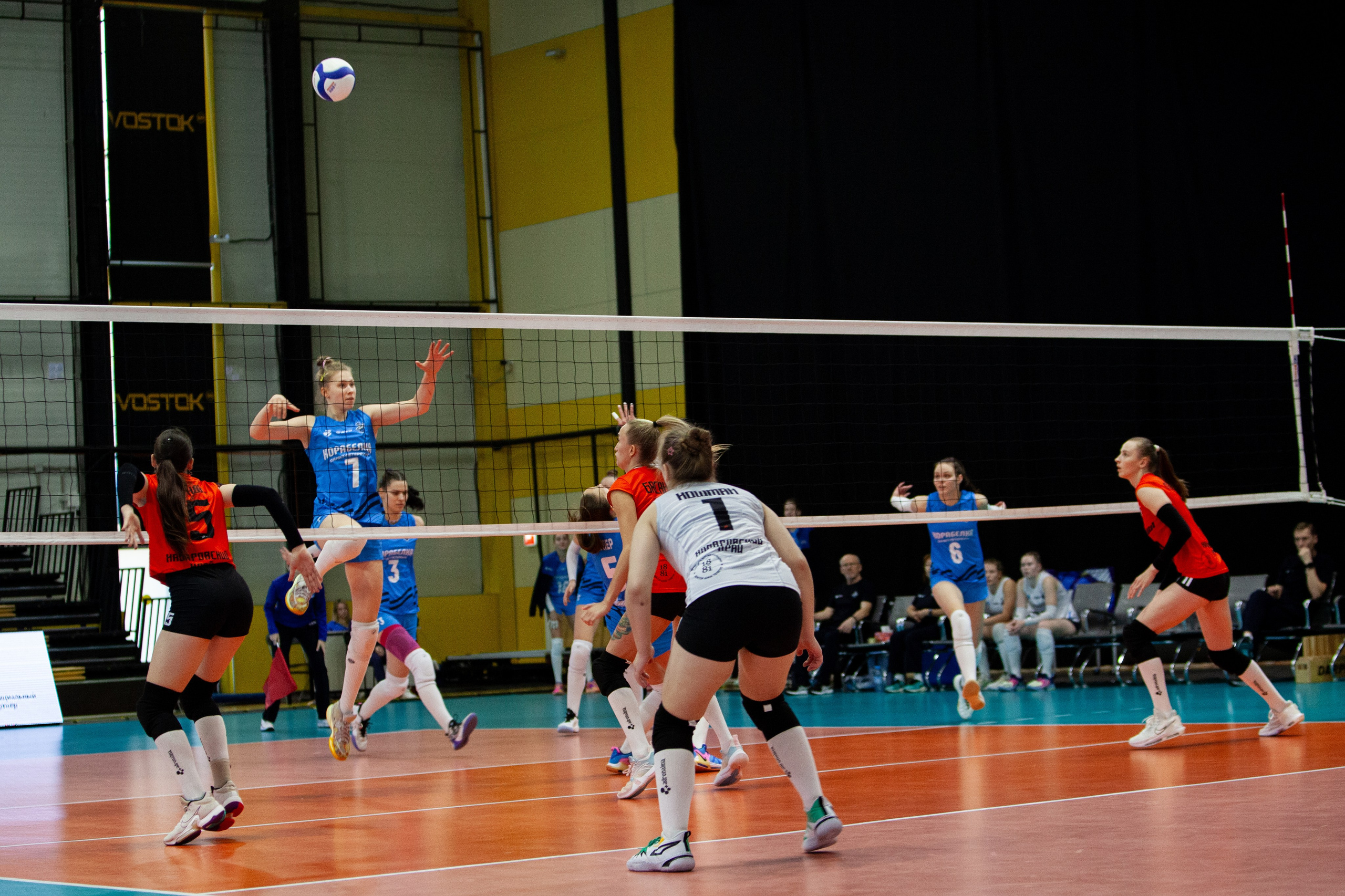 Один день из тура чемпионата России по волейболу. Кутузов Евгений Фотограф в Южно-Сахалинске