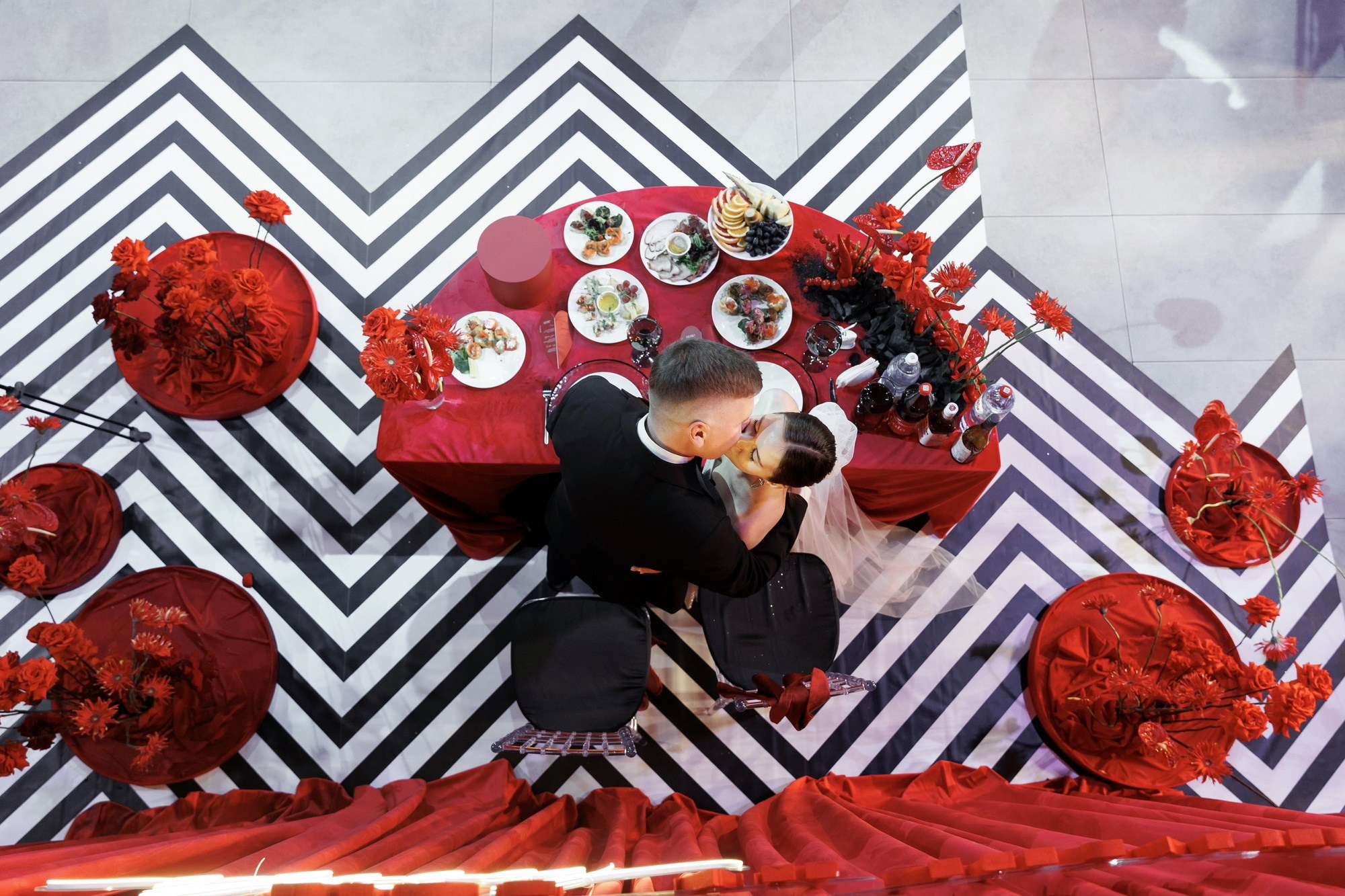 Свадебная фотосессия в красных тонах. Свадебный фотограф в Нижнем Новгороде и Москве Сергей Воробьев