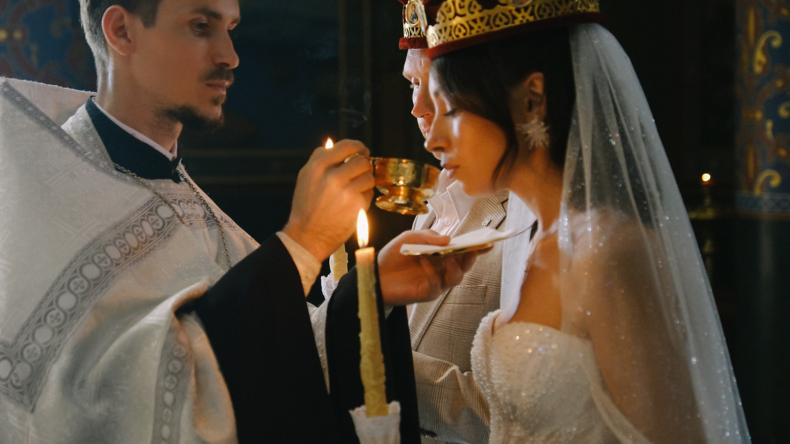 Две Здезды — Храм 19 века. Свадебный Видеограф Фотограф в Сочи