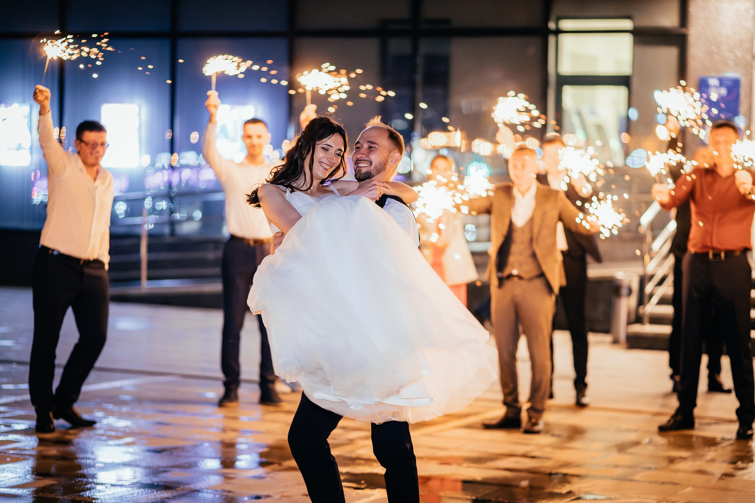 Святослав и Антонина. Свадебный, репортажный фотограф в Тюмени Сергей Тапилин