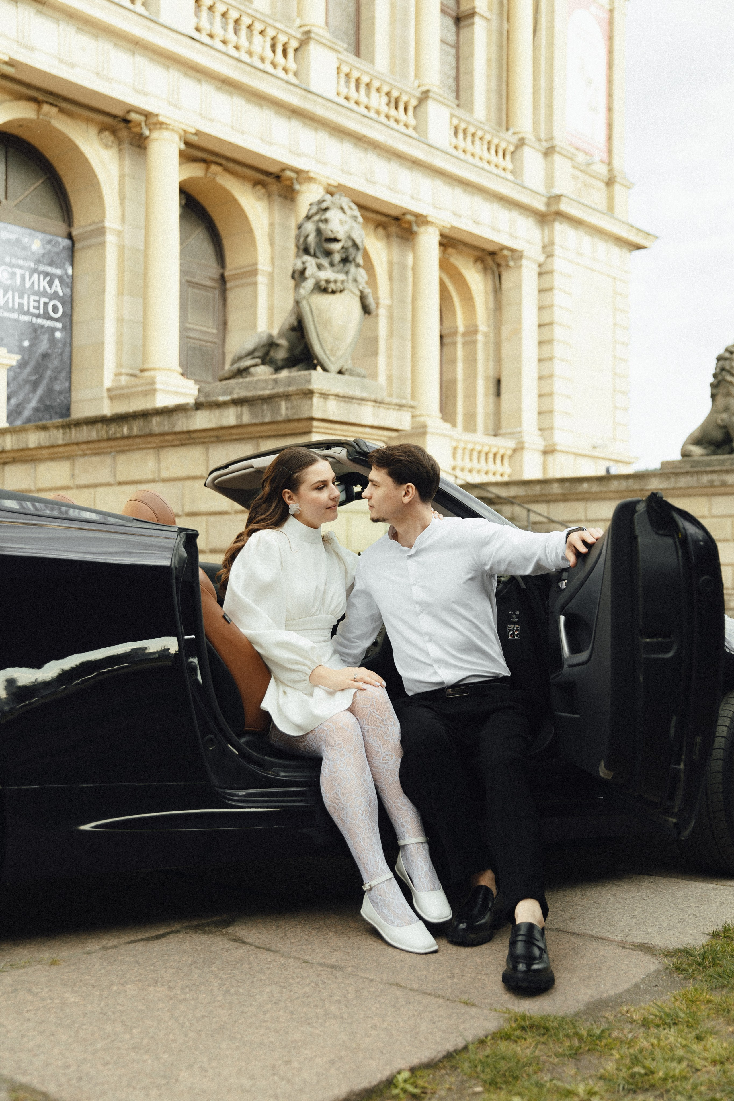 Игорь и Виктория / Музей искуств. Фотограф Калининград Илья Миллер