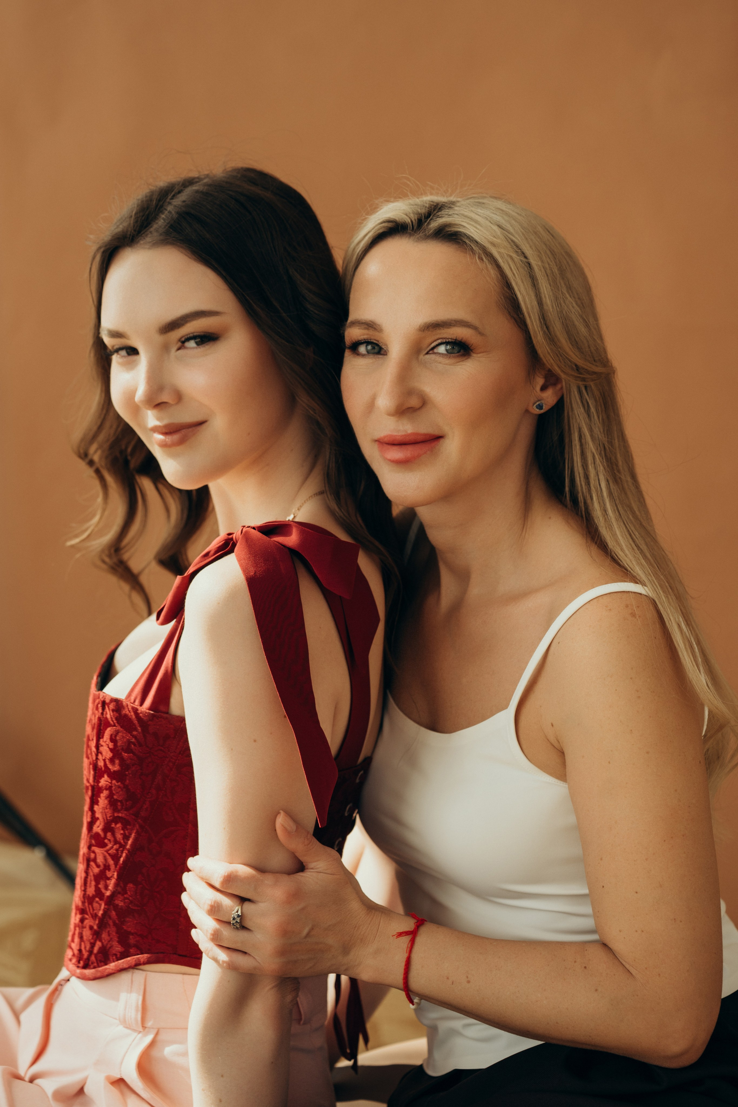 Юлия и Маша