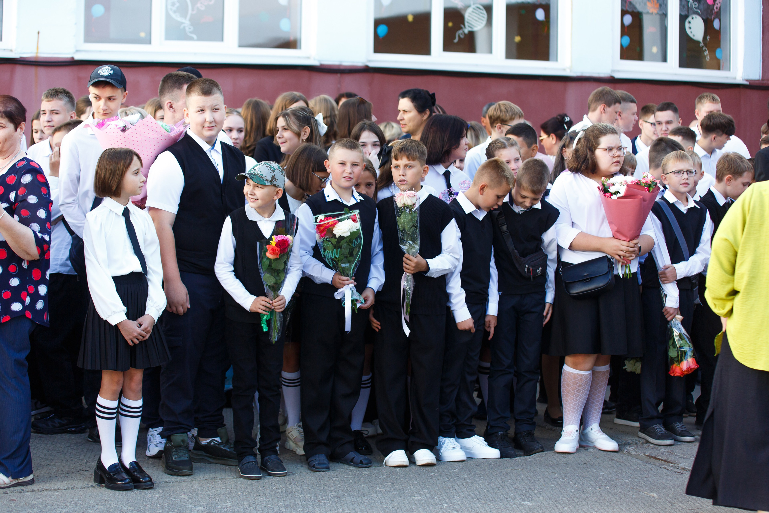 01 СЕНТЯБРЯ 2024 (МБОУ г. Мценска «Средняя школа № 9»). Профессиональный фотограф в Мценске и Орловской области