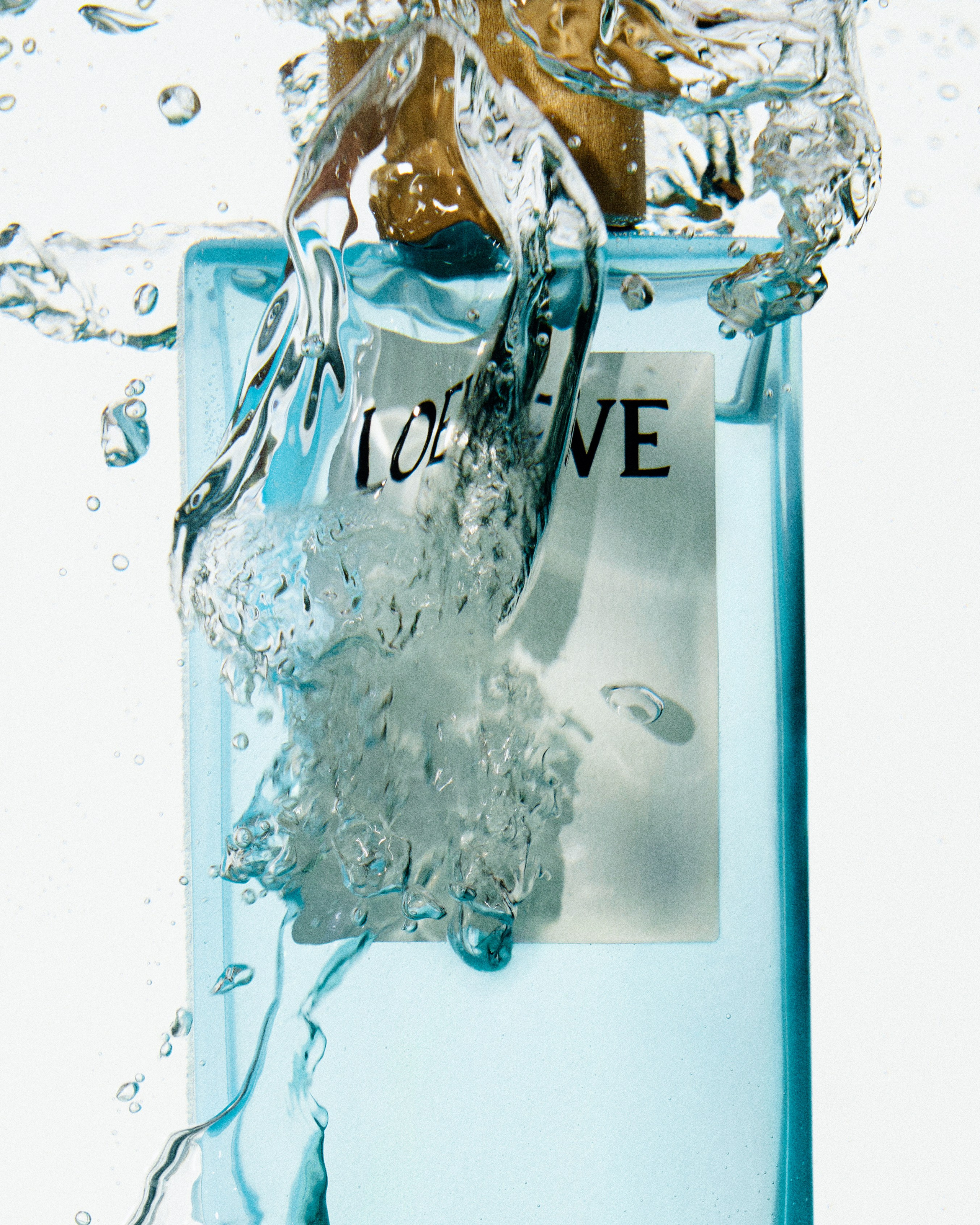 Campaign GOLDEN APPLE. Nadezhda Diskant is a Moscow and Saint Petersburg based photographer