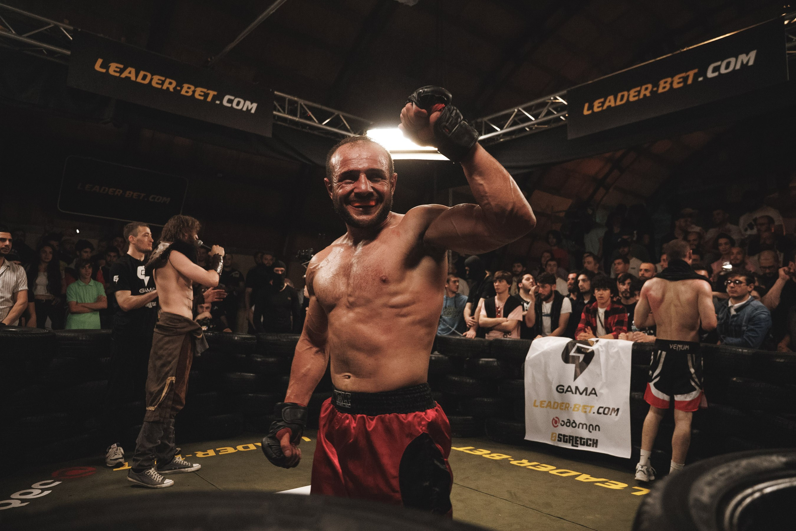 Fights // Social. Bivol images