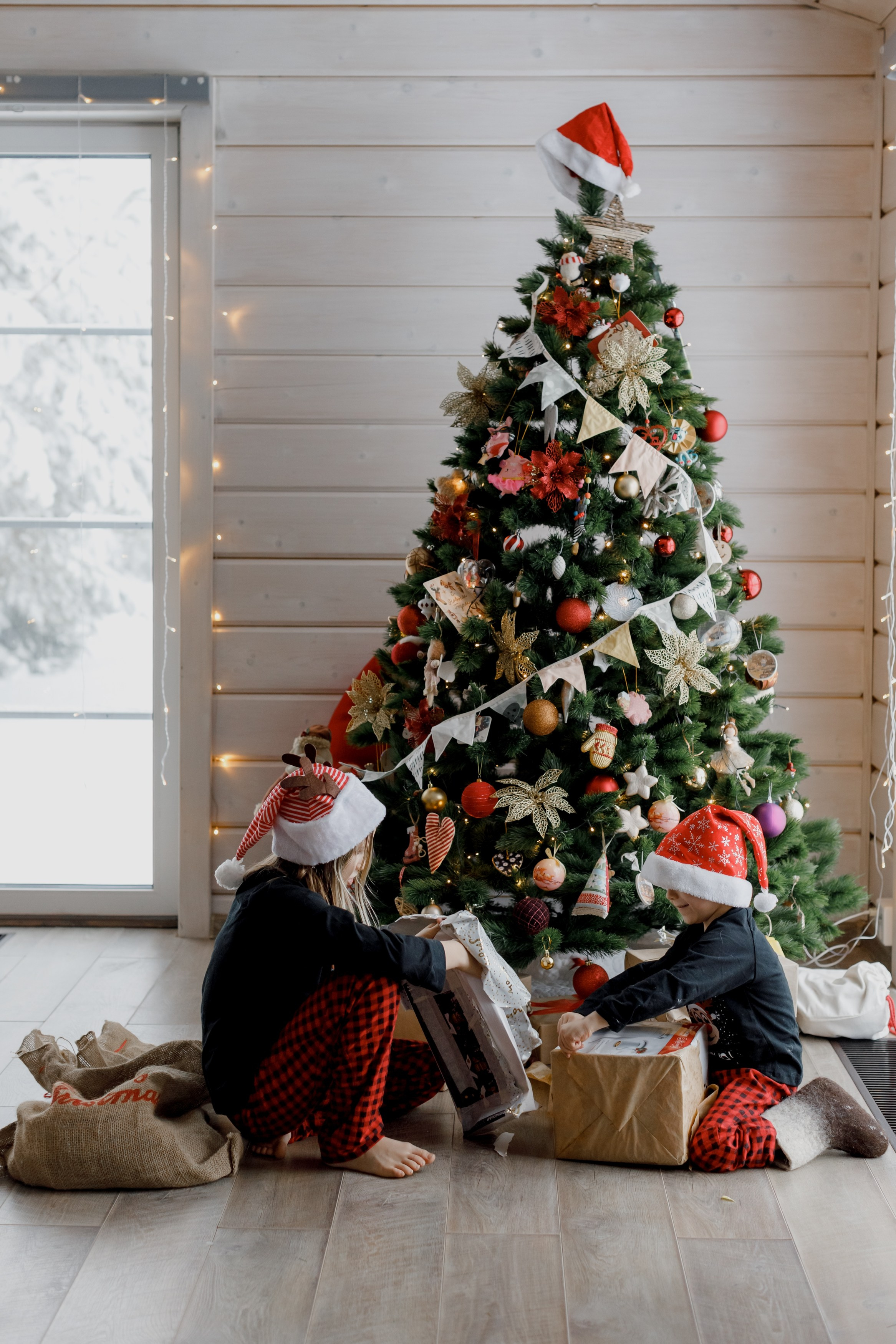 New year session. Destination wedding photographer Mary Korenchuk