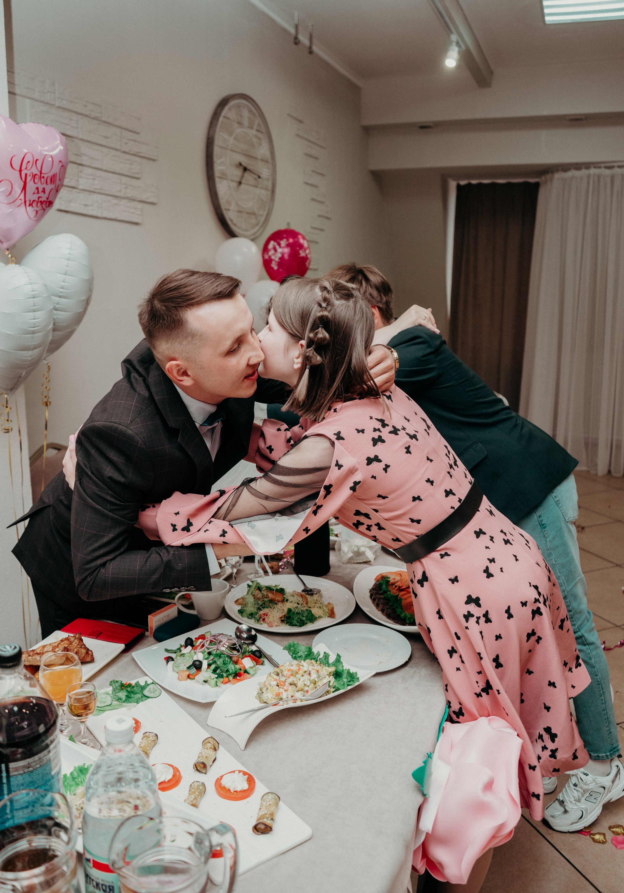 Фотографии с свадебного банкета Якова и Екатерины. Фотограф в Улан-Удэ. Свадебный фотограф в Улан-Удэ