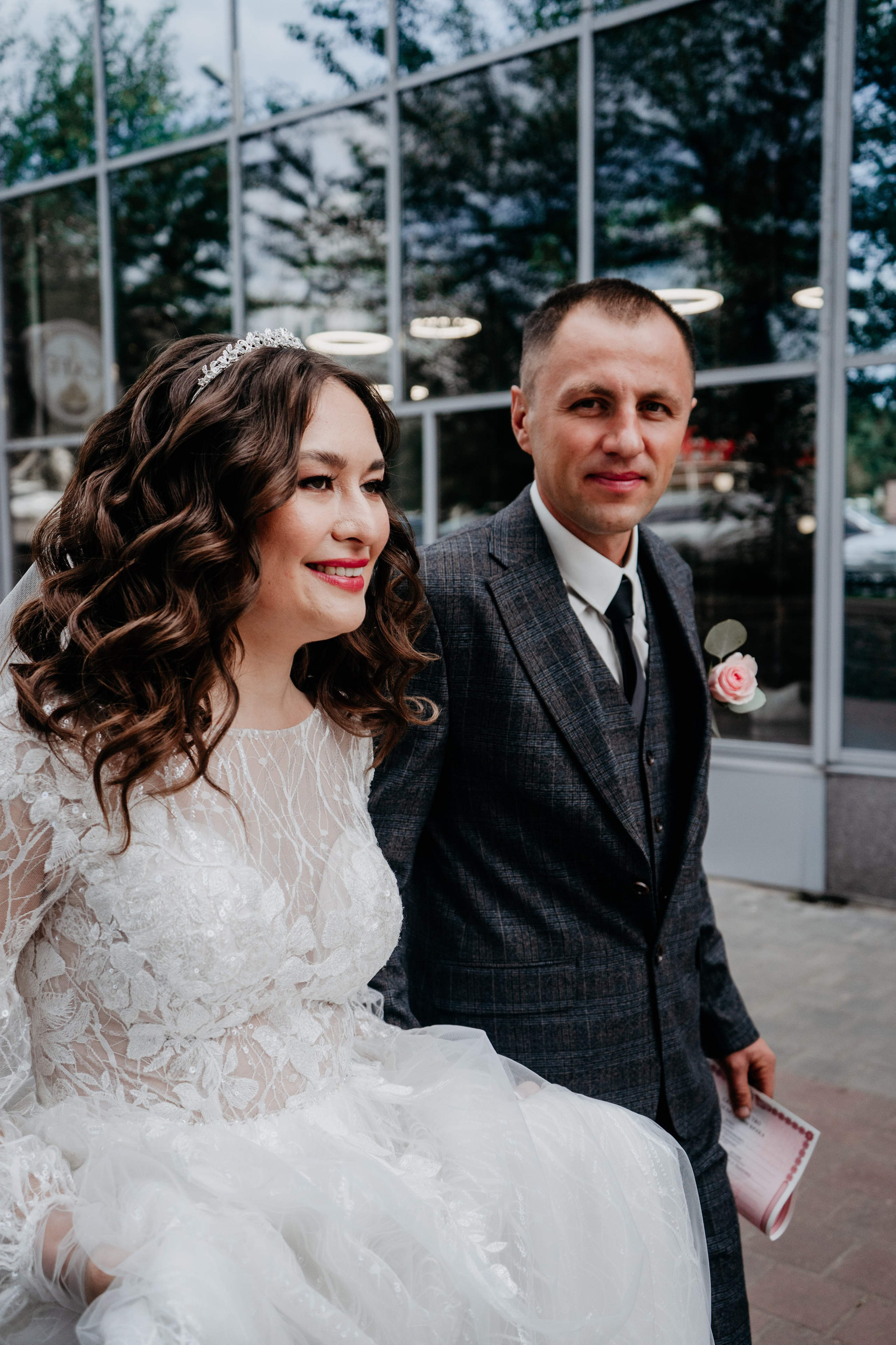 Свадебный фотографии с прогулки в окрестностях Улан-Удэ. Фотограф в Улан-Удэ. Свадебный фотограф в Улан-Удэ