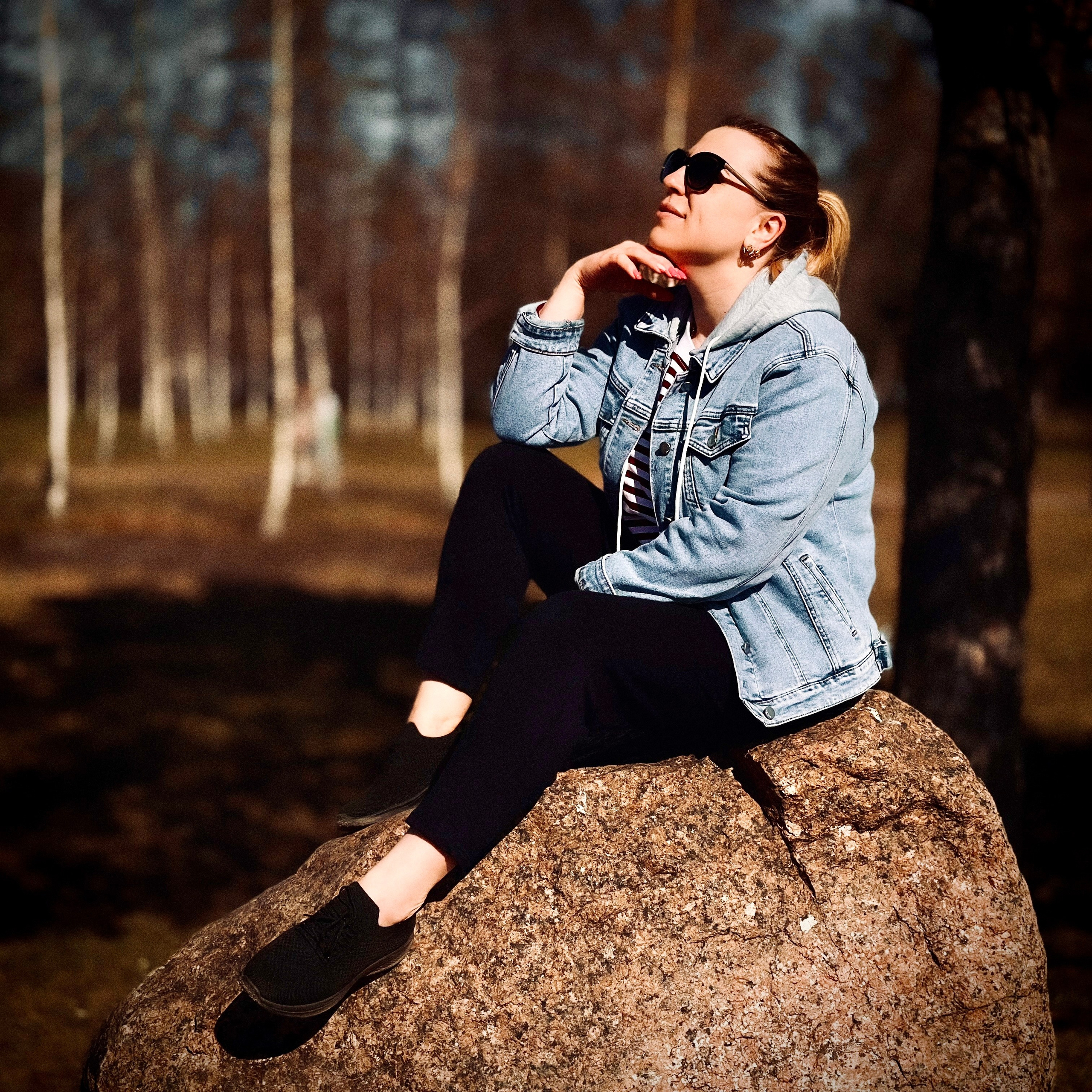 Фотосессия в студии, услуги и цены у профессионального портретного фотографа в СПб. Фотостудия, Портрет, Ню, Будуар, Детская фотосессия. Фотограф Алексей Лукин. Профессиональная фотосъёмка в Санкт-Петербурге. Обработка и Ретушь фотографий