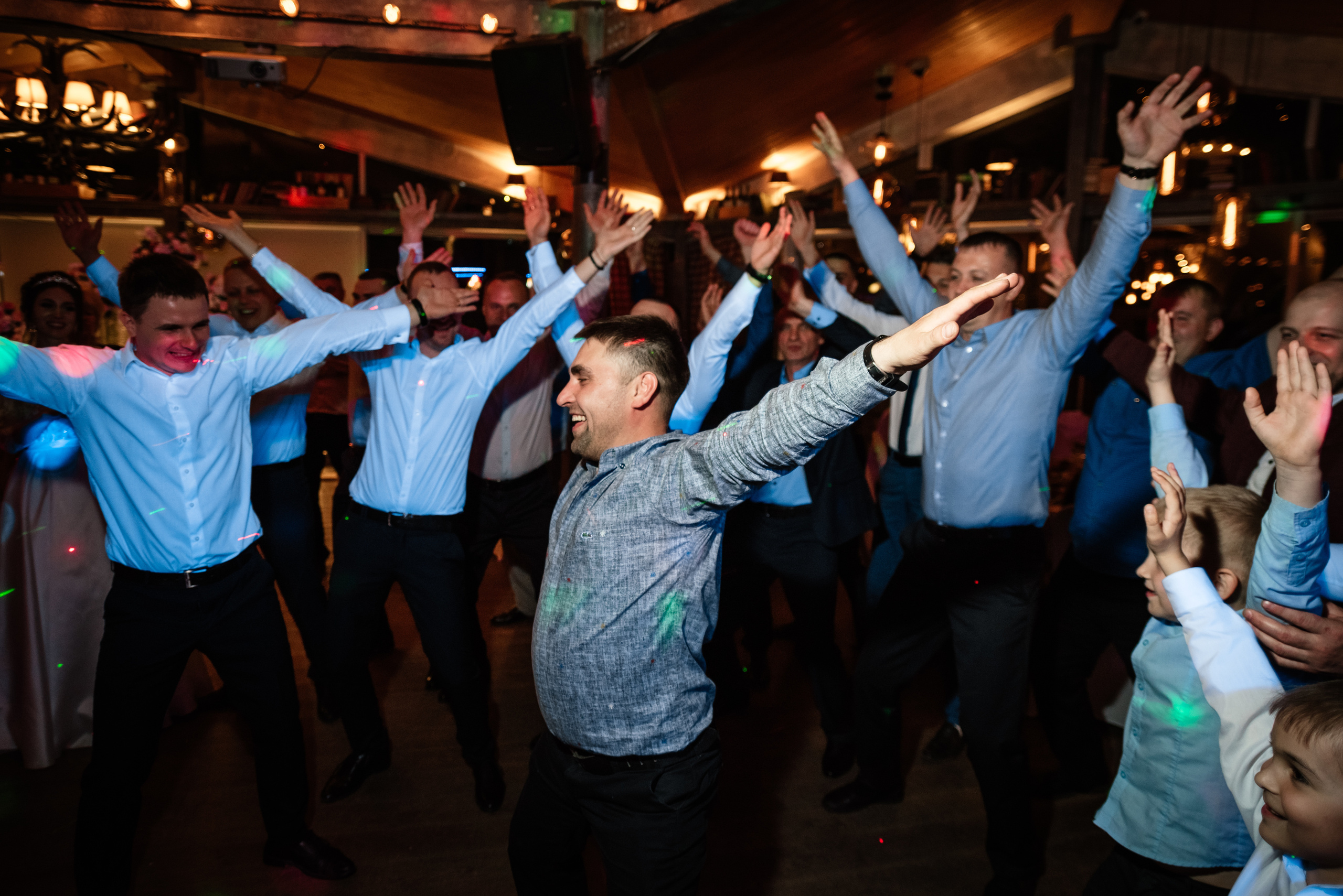 Фотограф на свадьбу. Свадебный, репортажный и семейный фотограф в Москве Арина Зак