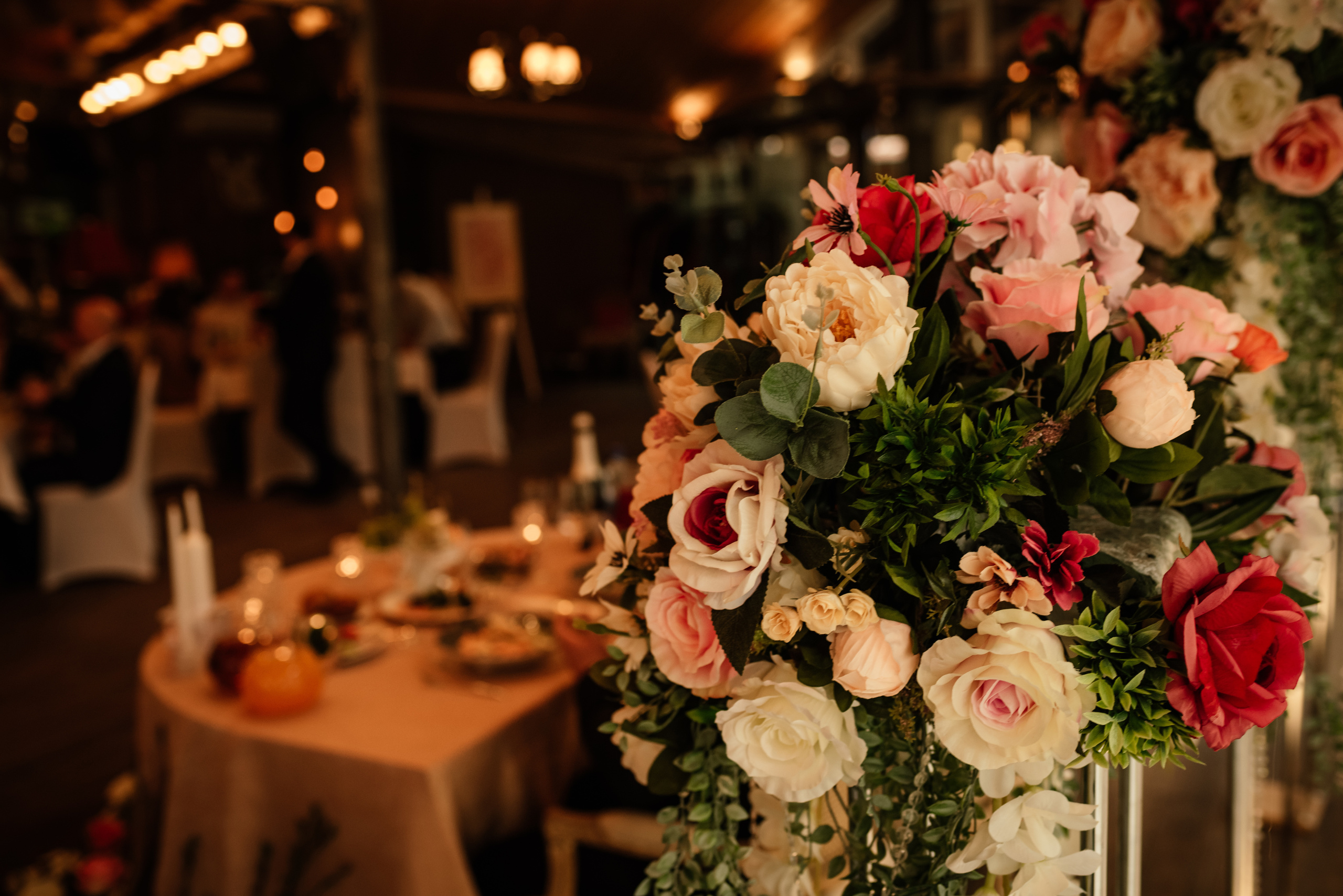 Фотограф на свадьбу. Свадебный, репортажный и семейный фотограф в Москве Арина Зак