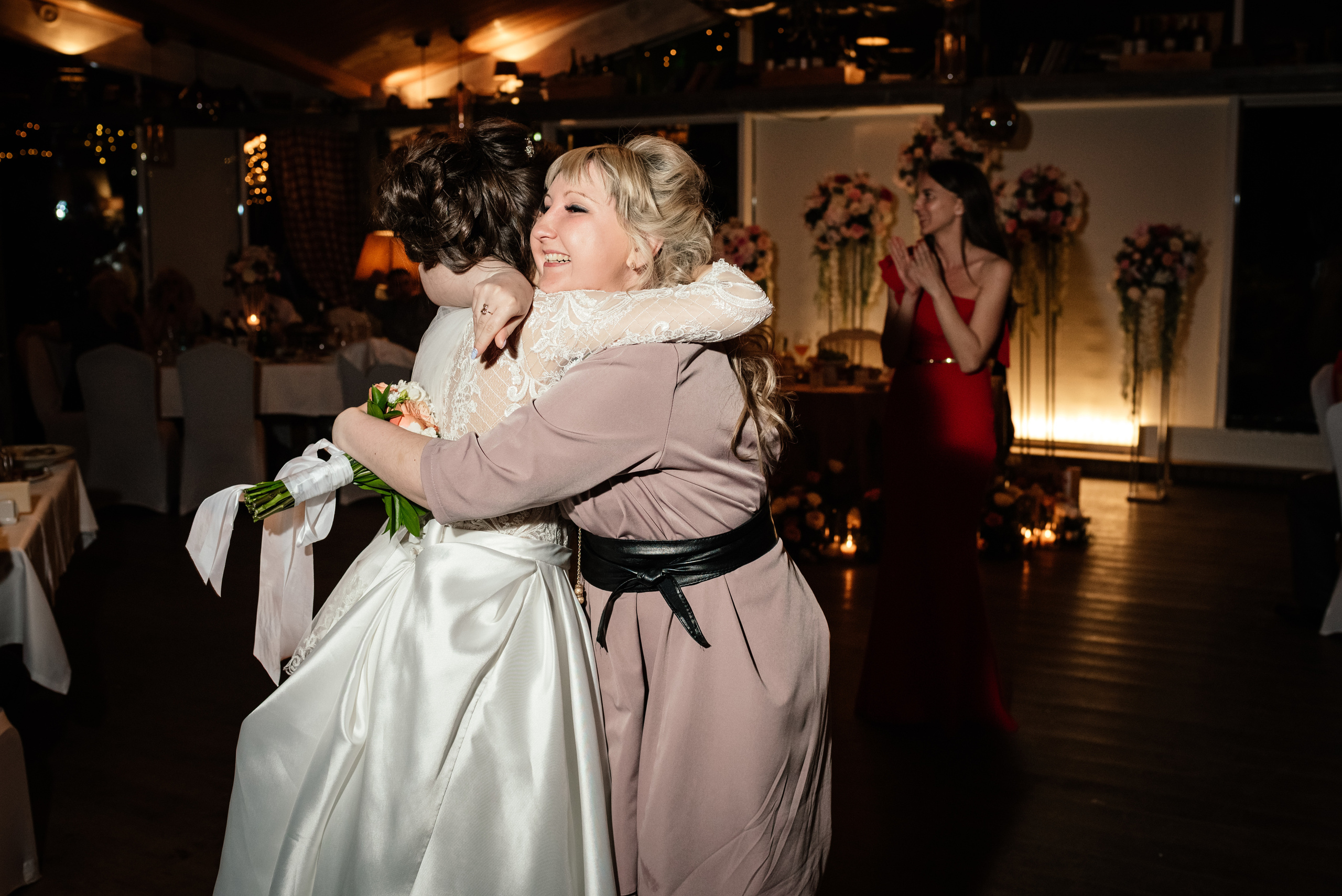 Фотограф на свадьбу. Свадебный, репортажный и семейный фотограф в Москве Арина Зак