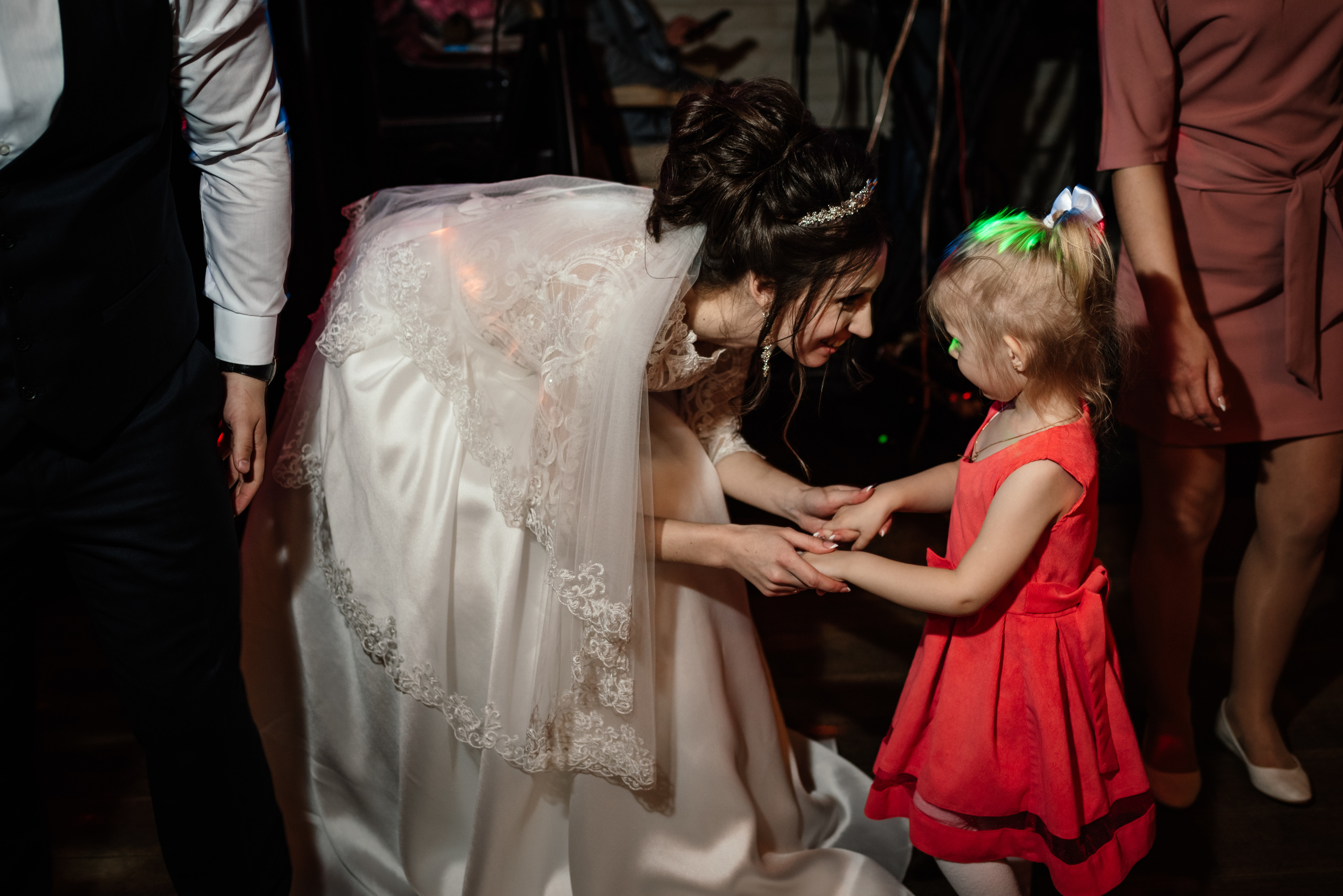 Фотограф на свадьбу. Свадебный, репортажный и семейный фотограф в Москве Арина Зак