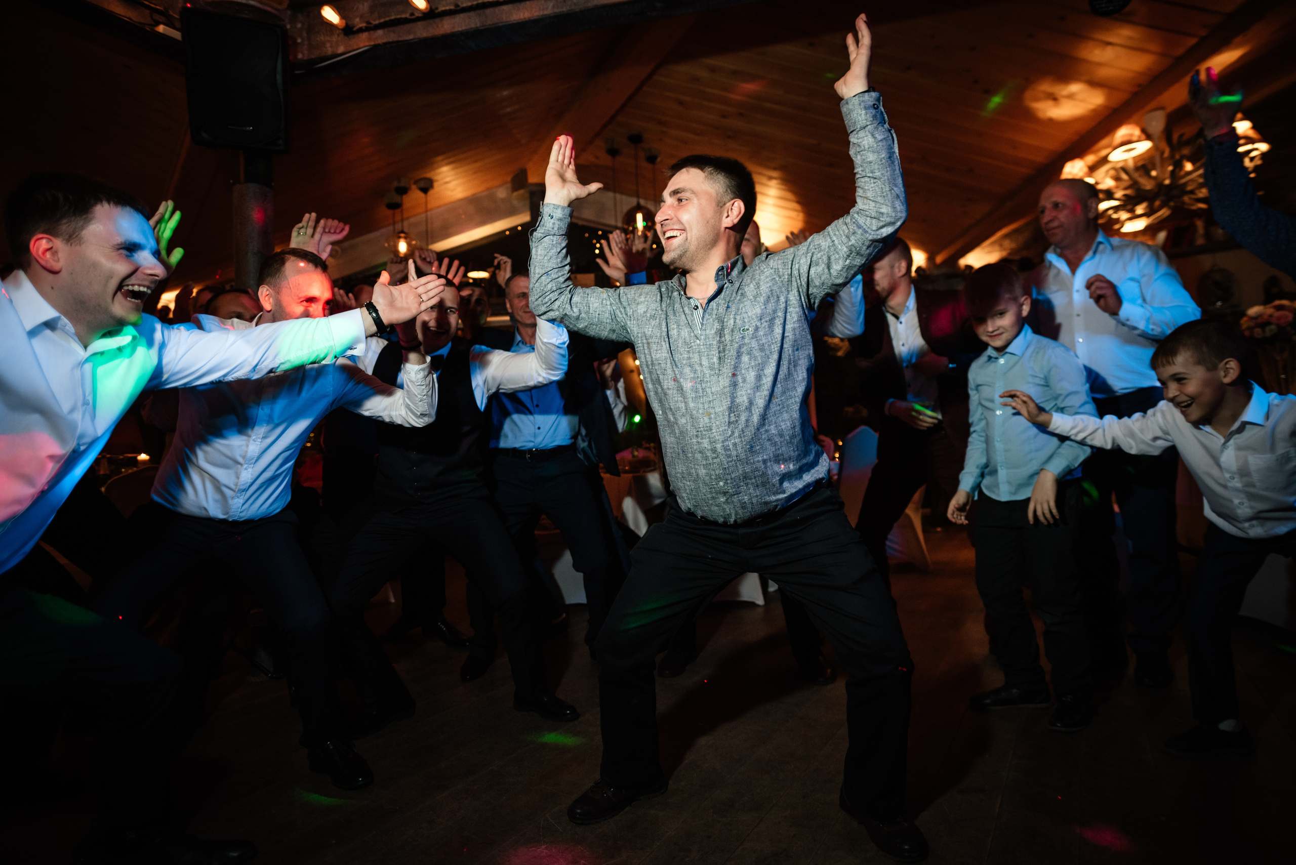 Фотограф на свадьбу. Свадебный, репортажный и семейный фотограф в Москве Арина Зак