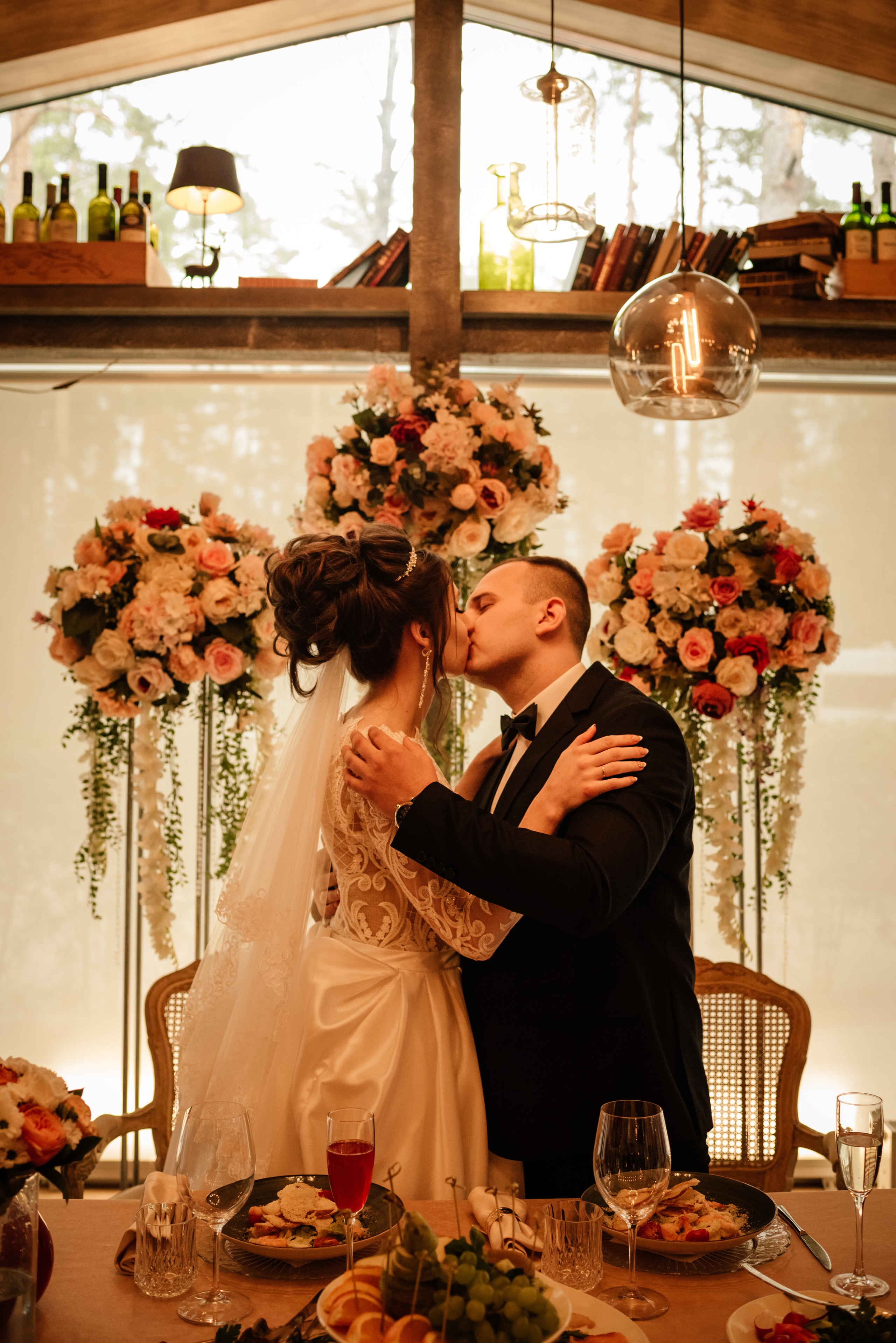 Фотограф на свадьбу. Свадебный, репортажный и семейный фотограф в Москве Арина Зак