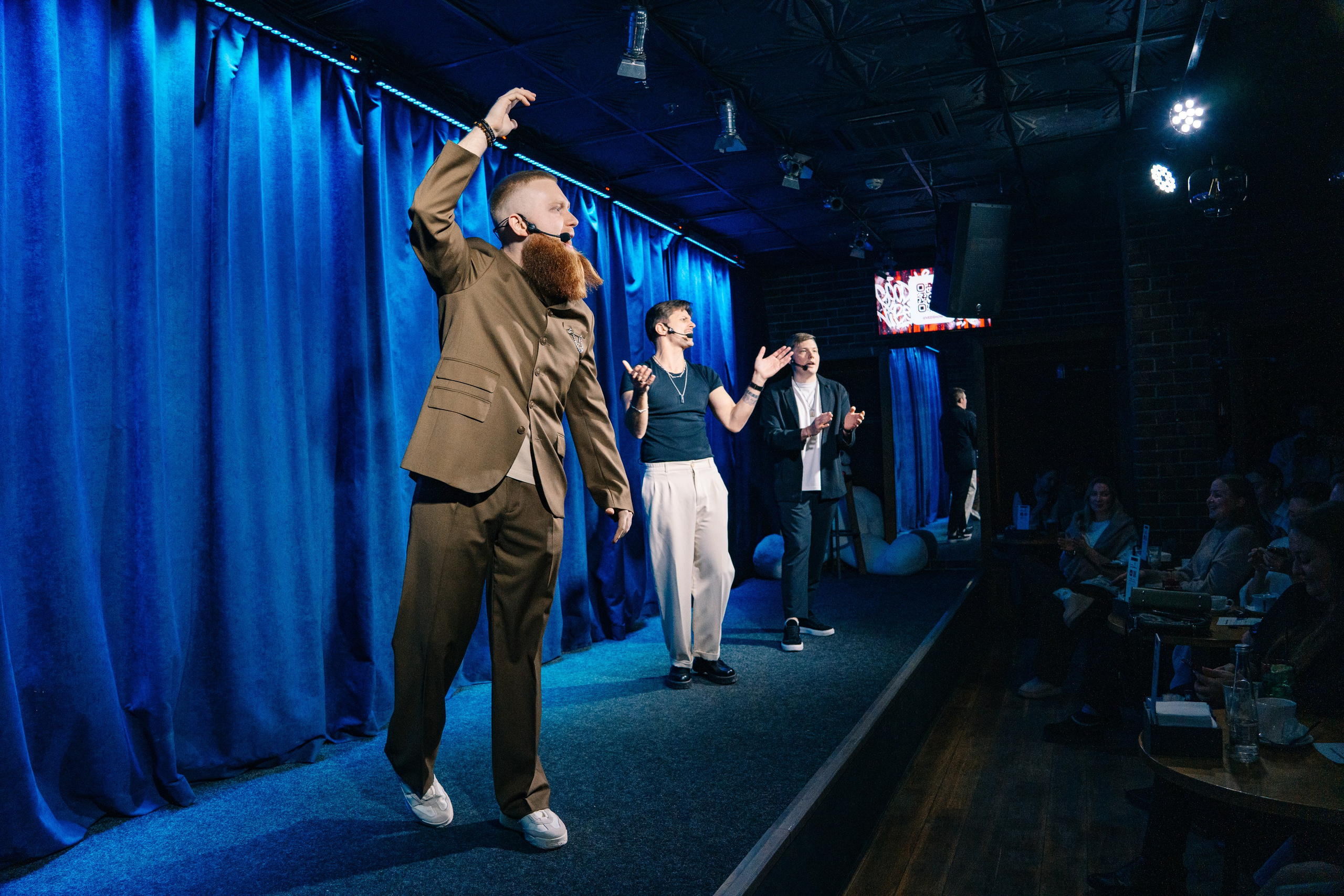 Фоторепортаж Stand Up на Патриках