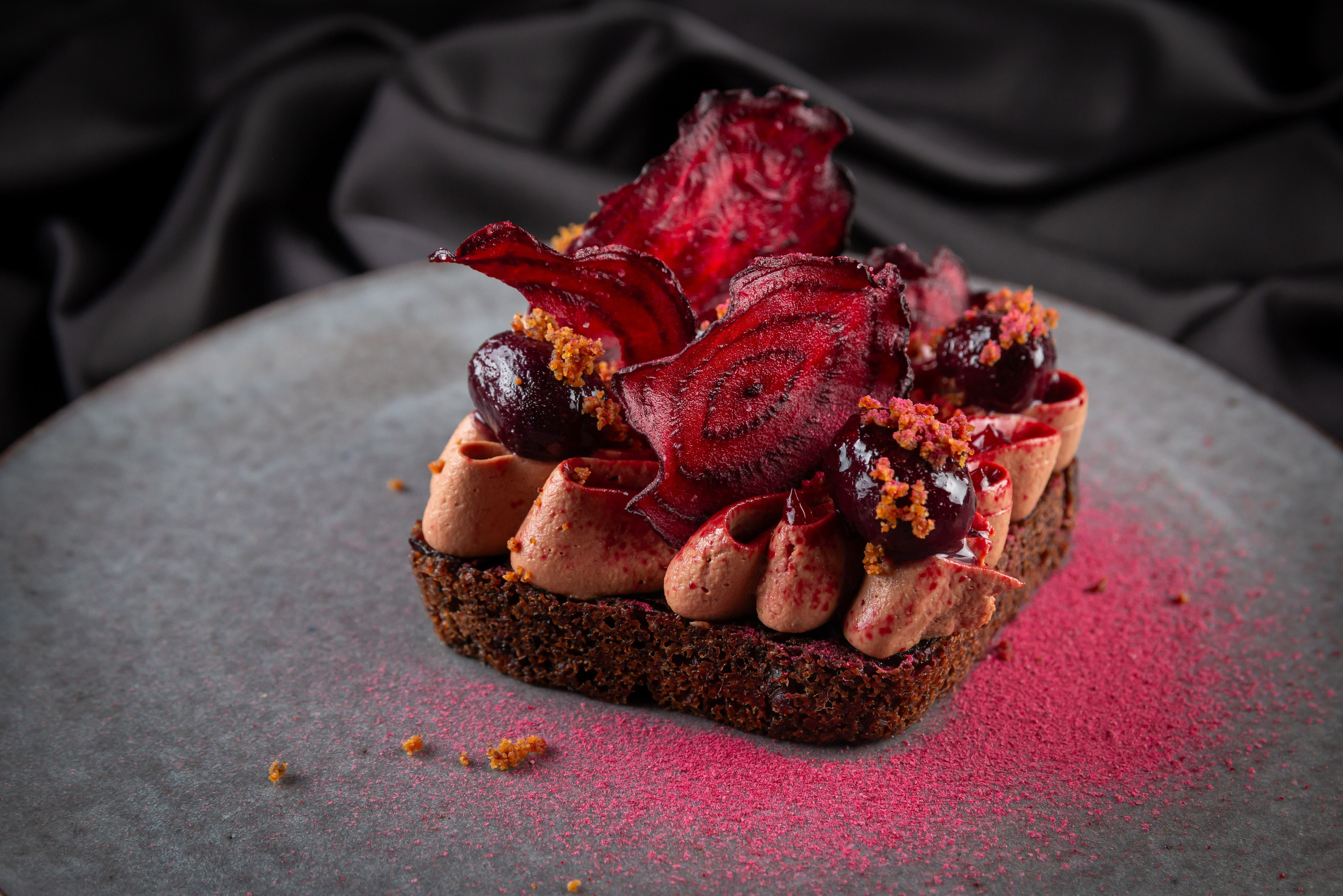 Amar. Александр Стряпунин — предметный фотограф в Улан-Удэ