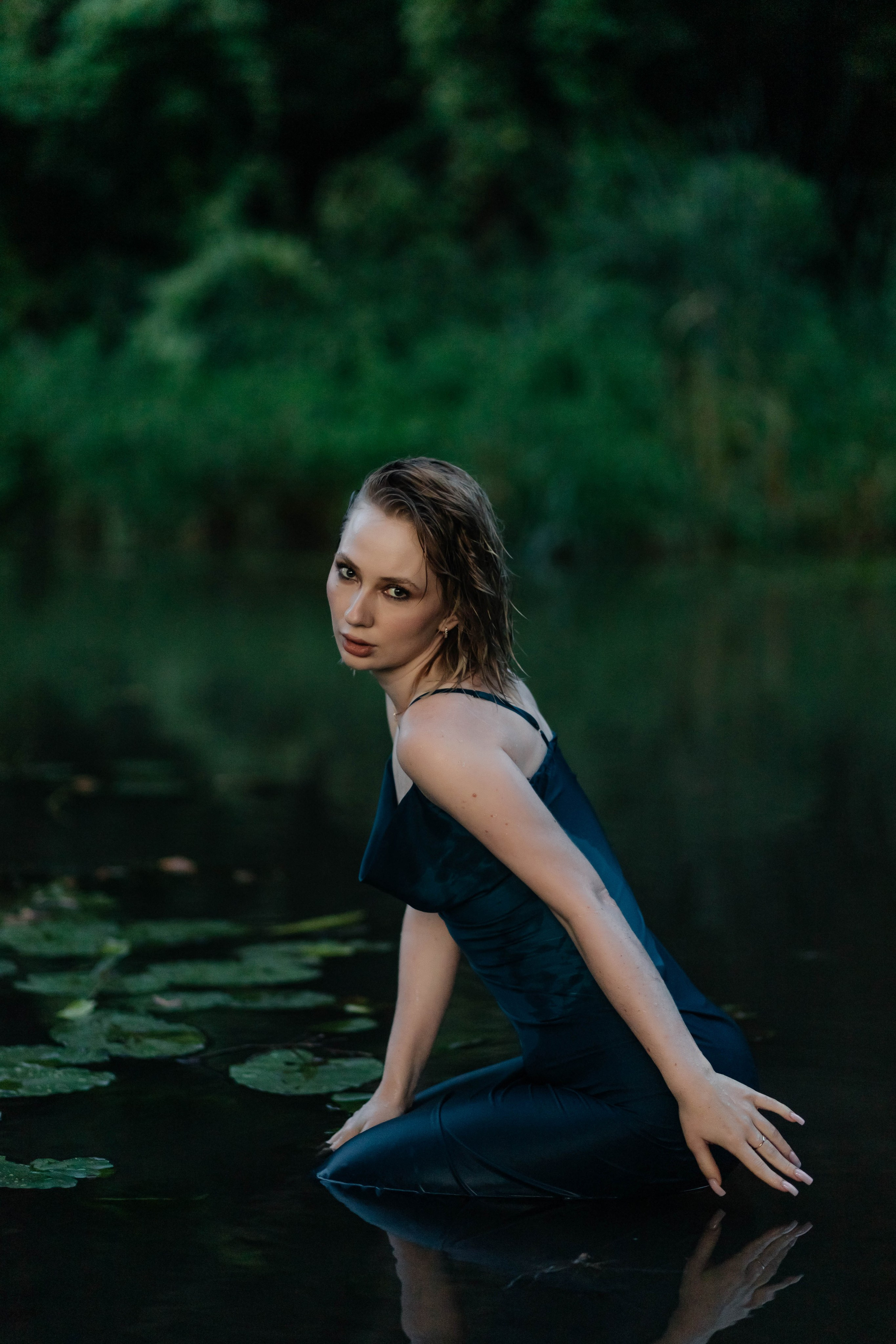 Александра фотосессия на природе. Женский фотограф в Оренбурге Ирина Заводчикова