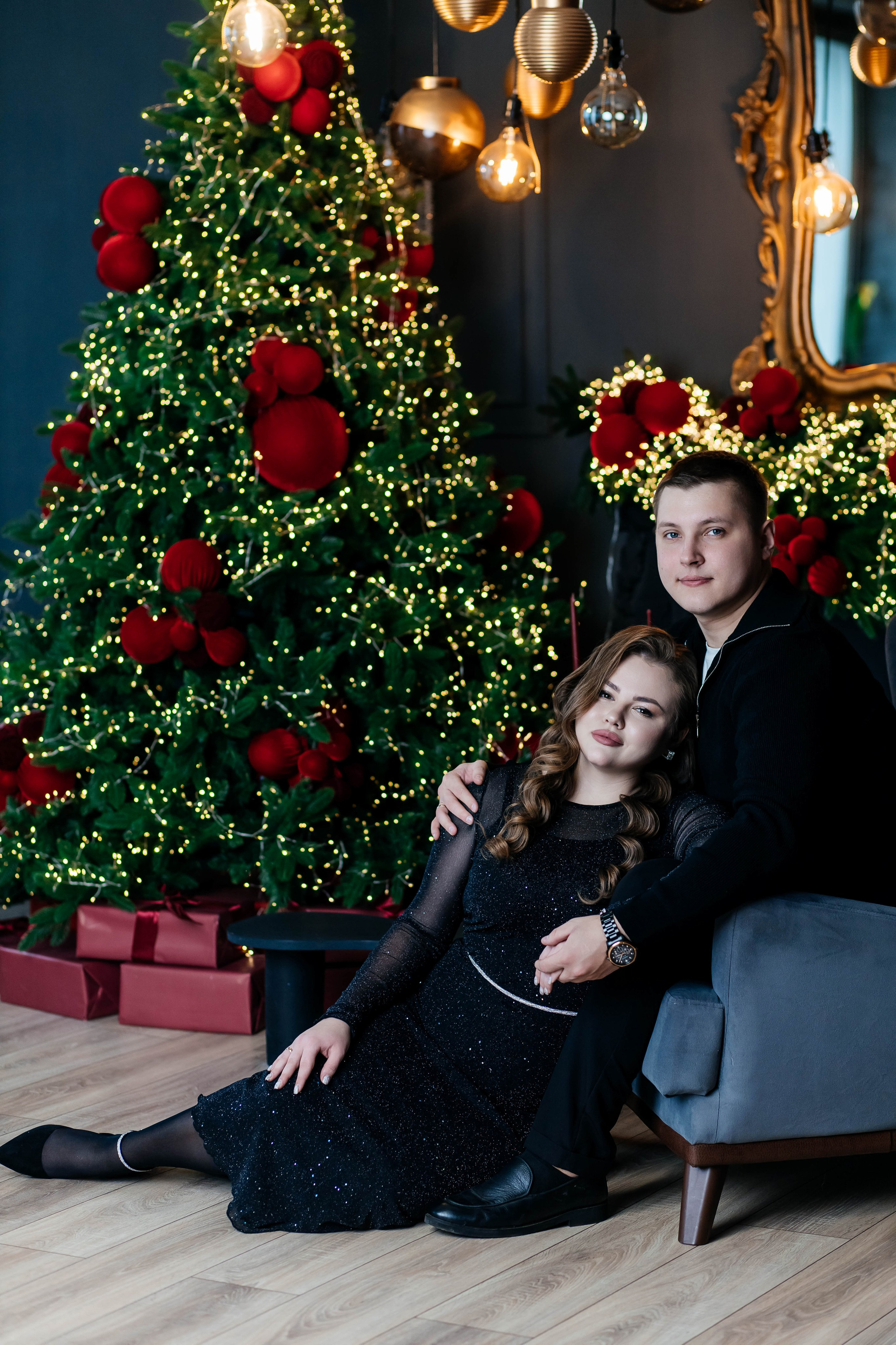 Мария и Вадим НГ 2026. Женский фотограф в Оренбурге Ирина Заводчикова