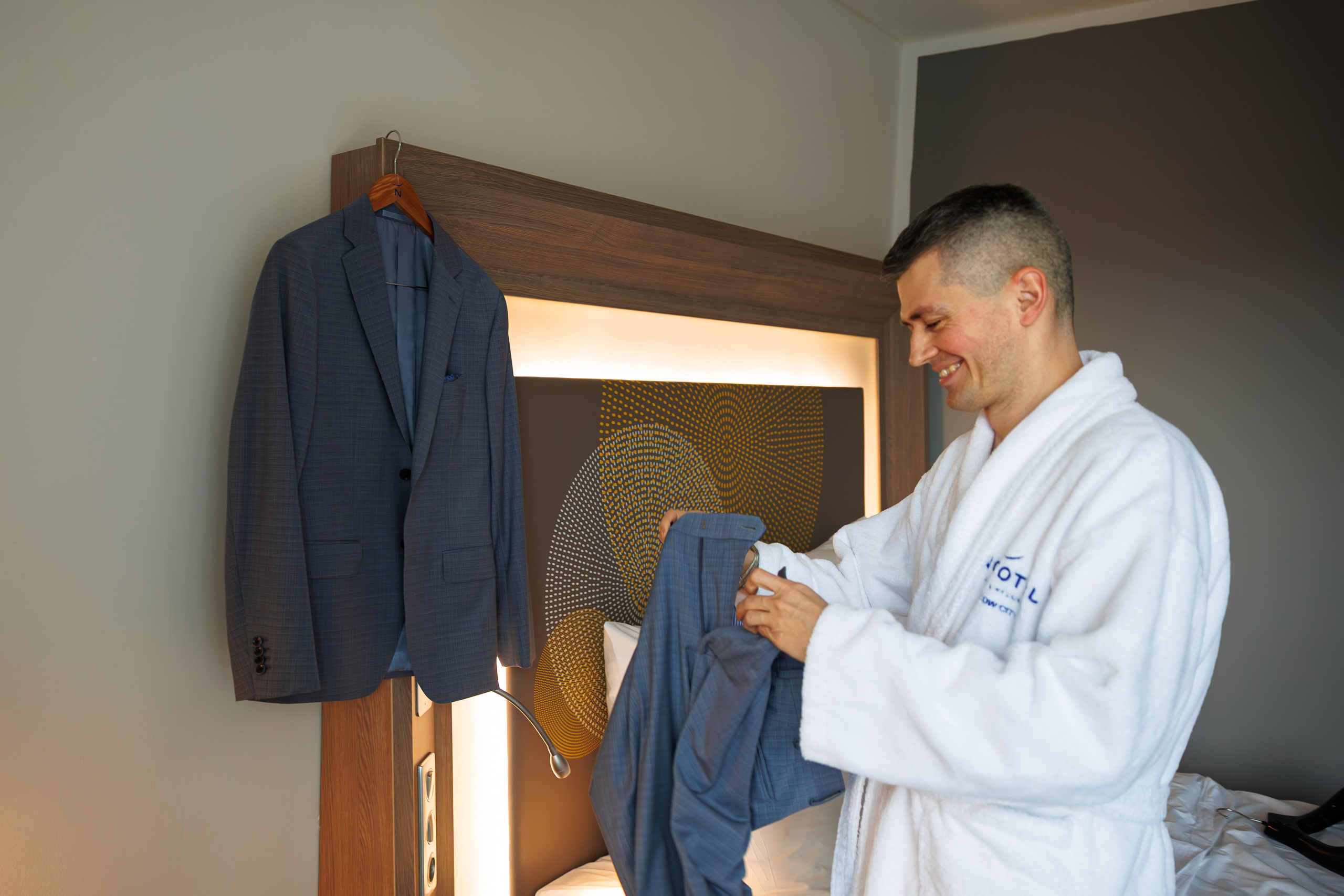 Свадебная фотосессия в библиотеке читальне им Пушкина. Свадебный фотограф Москва и МО Сергей Киржаев