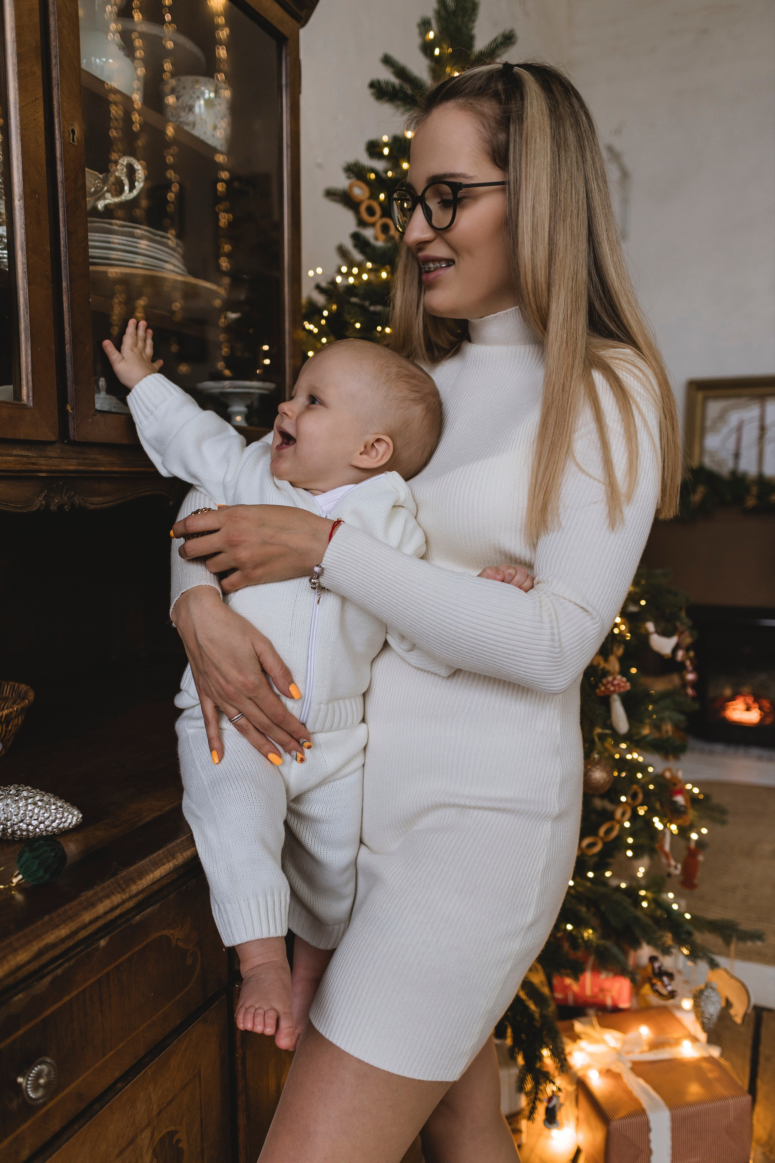 Марку годик. Женский и предметный фотограф