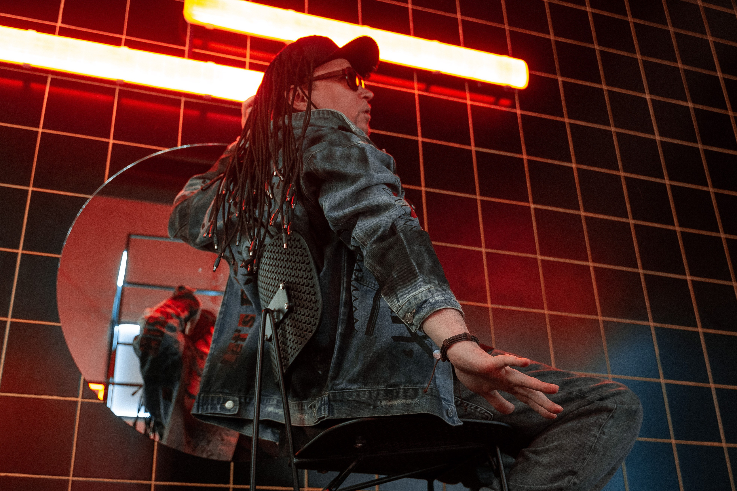 Фото. Music label Dust Heave sound