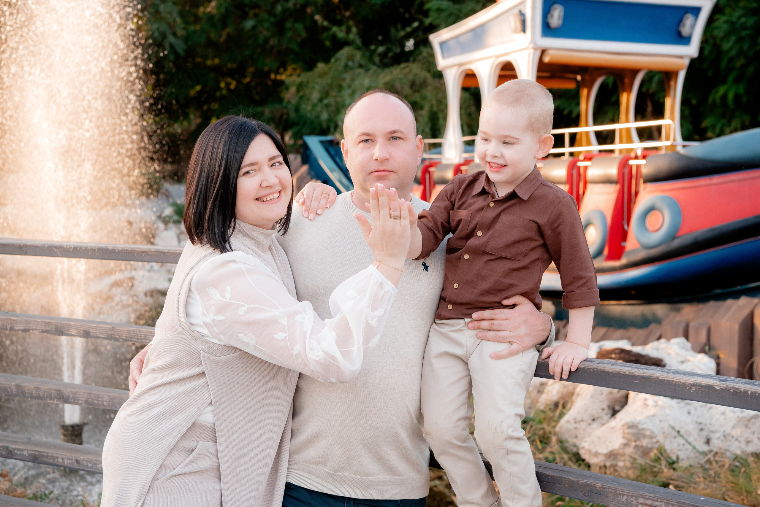 Семья в ЦПКиО. Фотограф в Волгограде и Волжском Александр Горбань