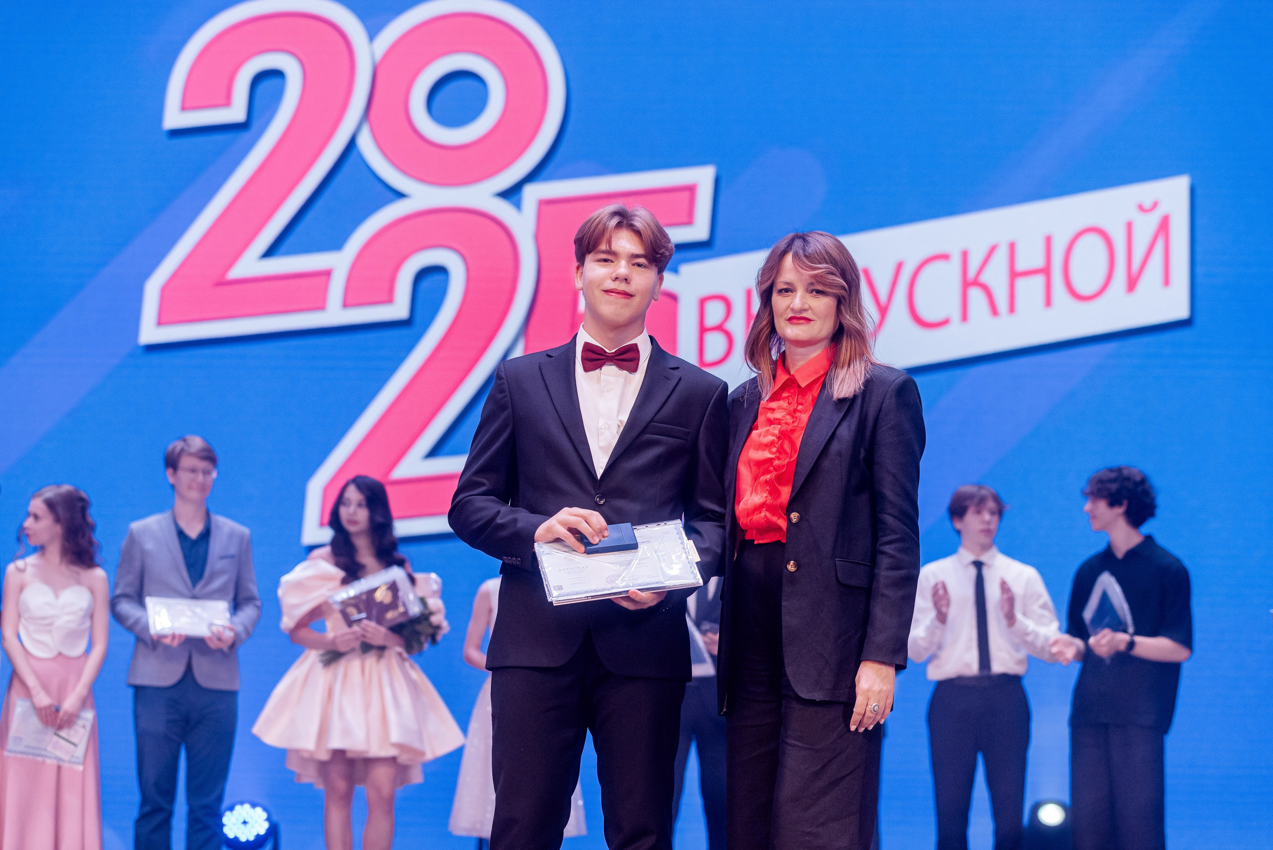 30 Школа. Волжский. Вручение ДК Юбилейный. Фотограф в Волгограде и Волжском Александр Горбань