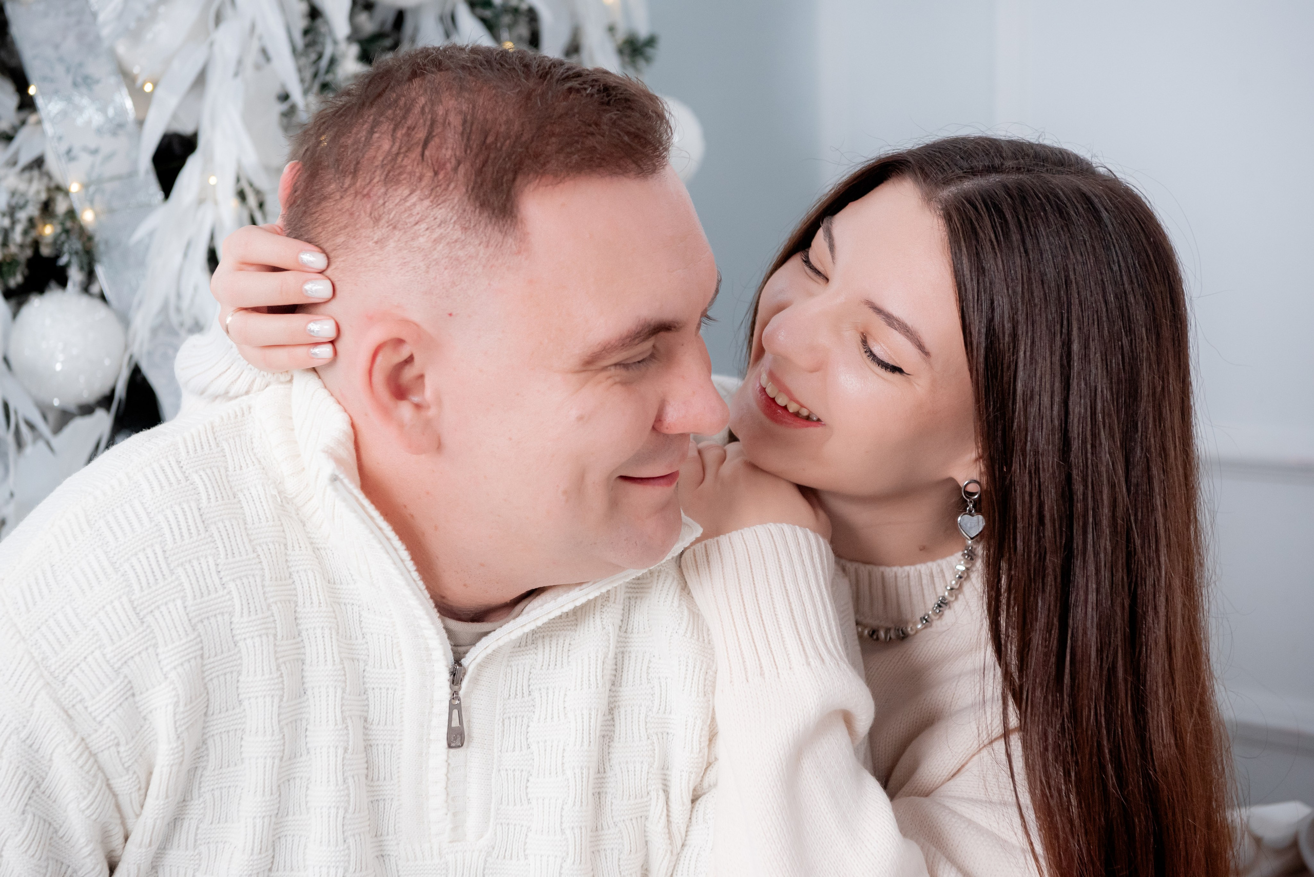 Фотосессия пары в студии Ред Хаус. Фотограф в Волгограде и Волжском Александр Горбань