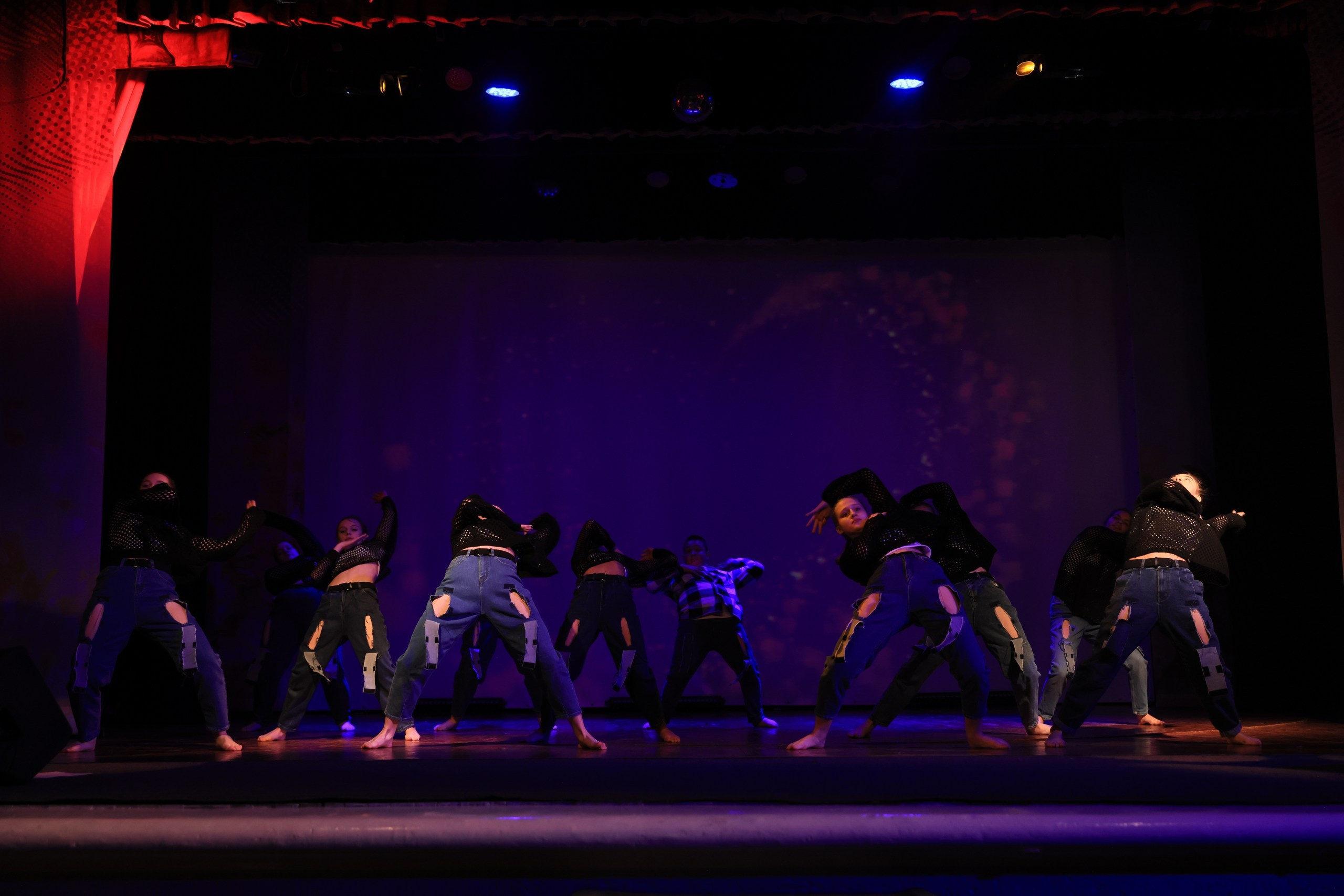 Концерт к 8 Марта в ДК «Металлург» г. Тула. Фотограф в Туле Крупский АнДРей. Фотостудия «КАДР71» в Туле