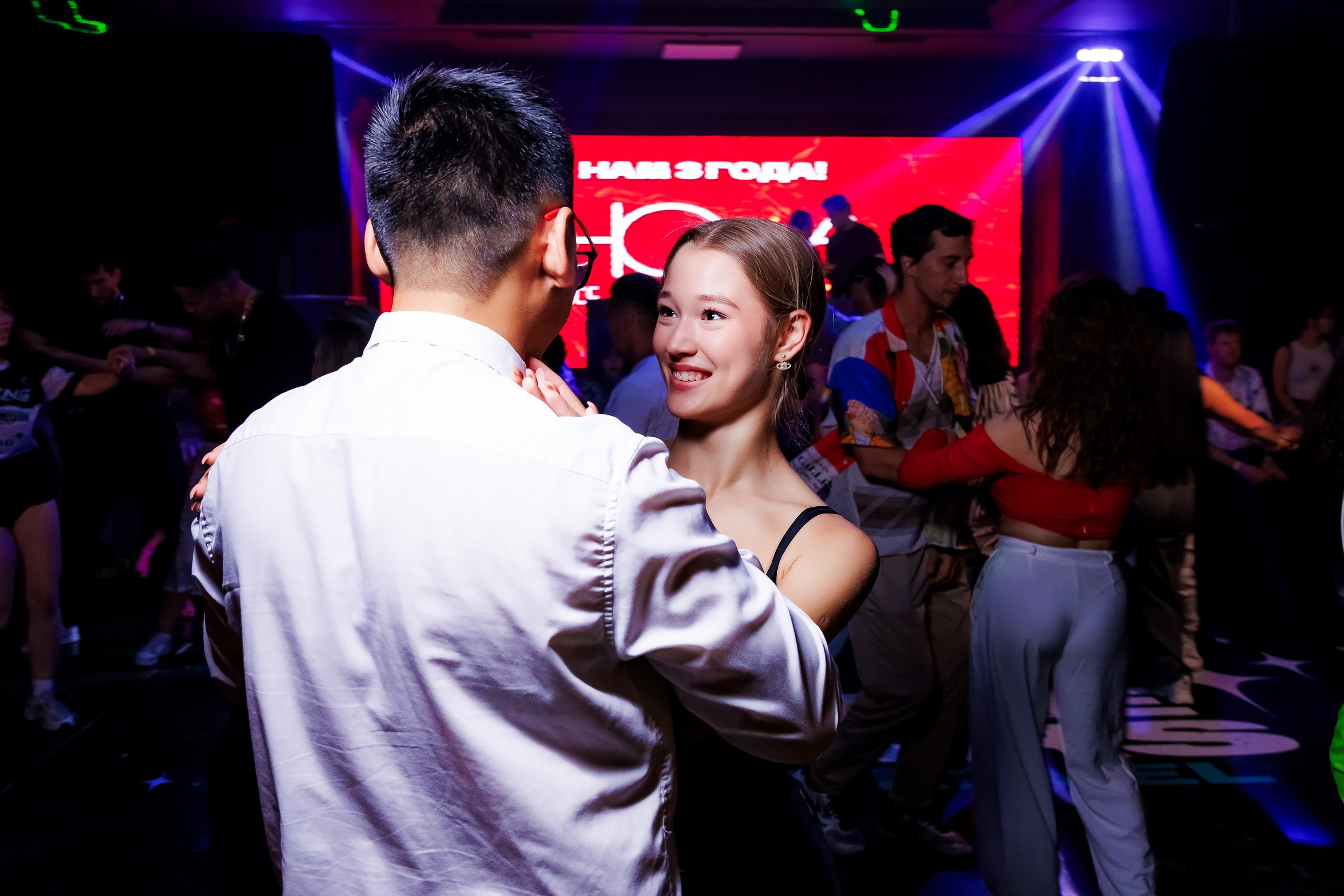 Bachata Party by Hola Dance. Репортажный фотограф в Алматы Каюпов Сержан
