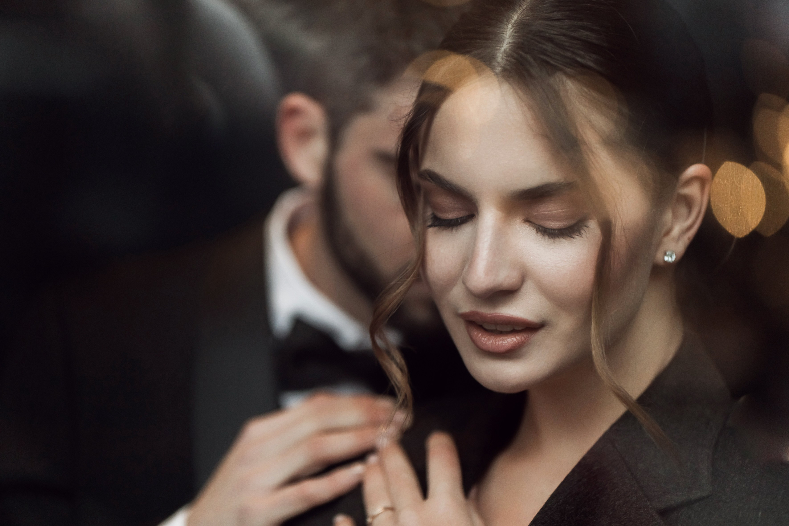 Свадебная фотосессия перед росписью в ЗАГСе. Студийная съемка жениха и невесты. Анастасия Чиркова, Фотограф Москва