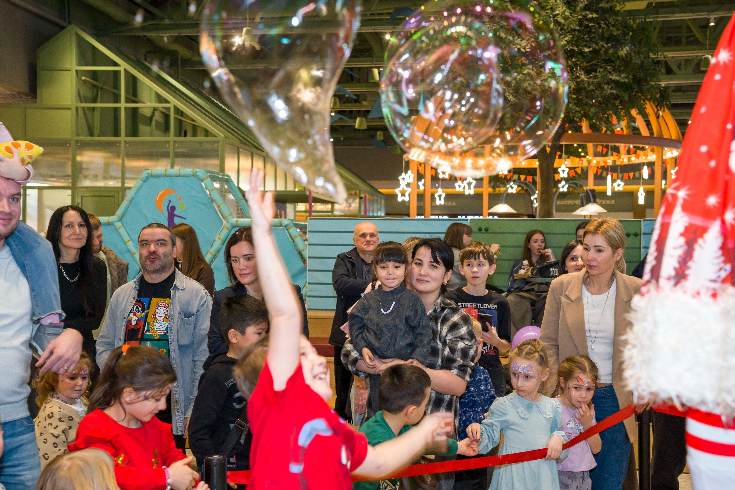 Детский праздник. Фотограф в Санкт-Петербурге. Репортажная и все съёмки для бизнеса
