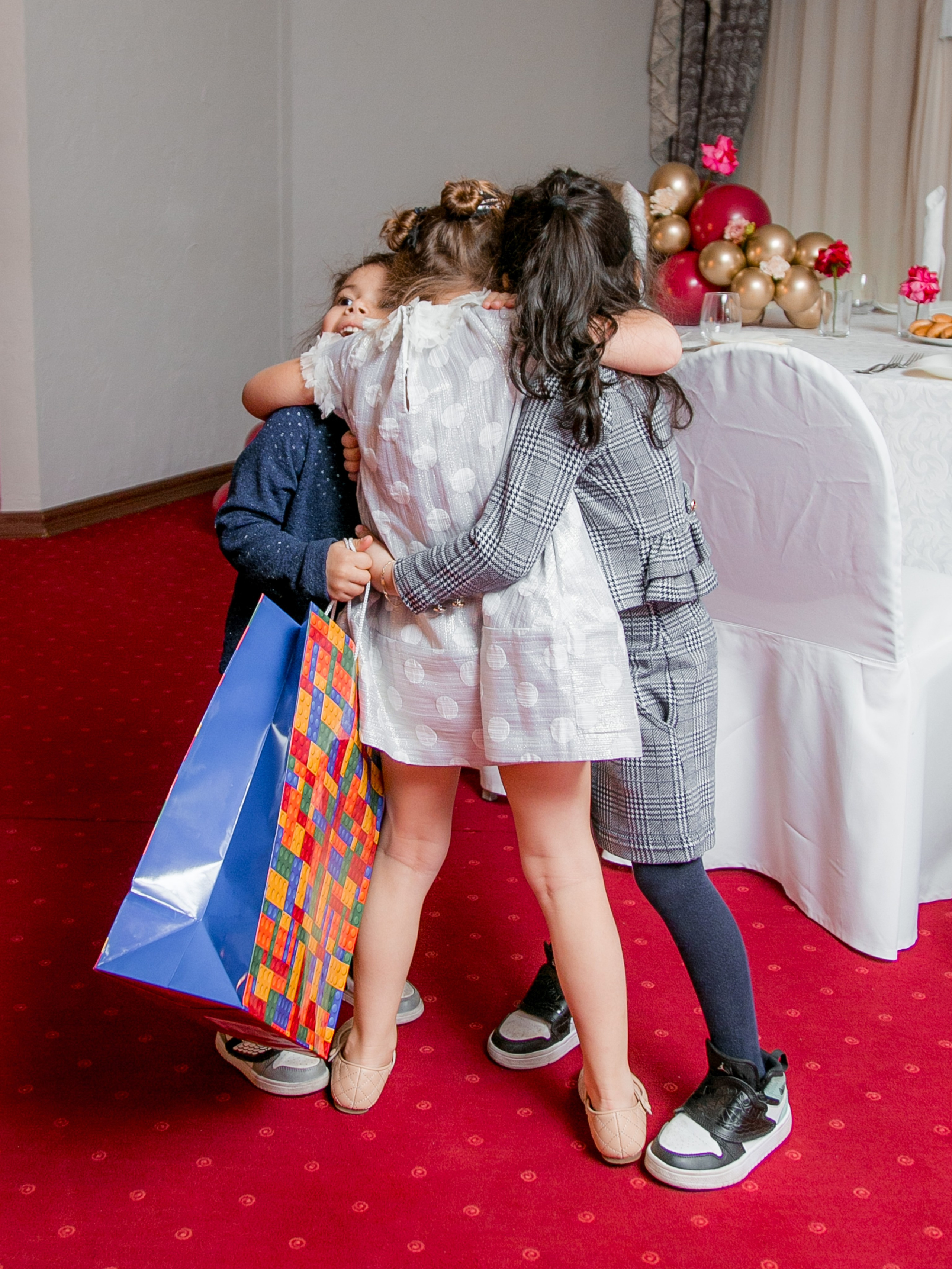 Фотосъемка детского Дня рождения Анечки. Репортажный фотограф Борис Геер