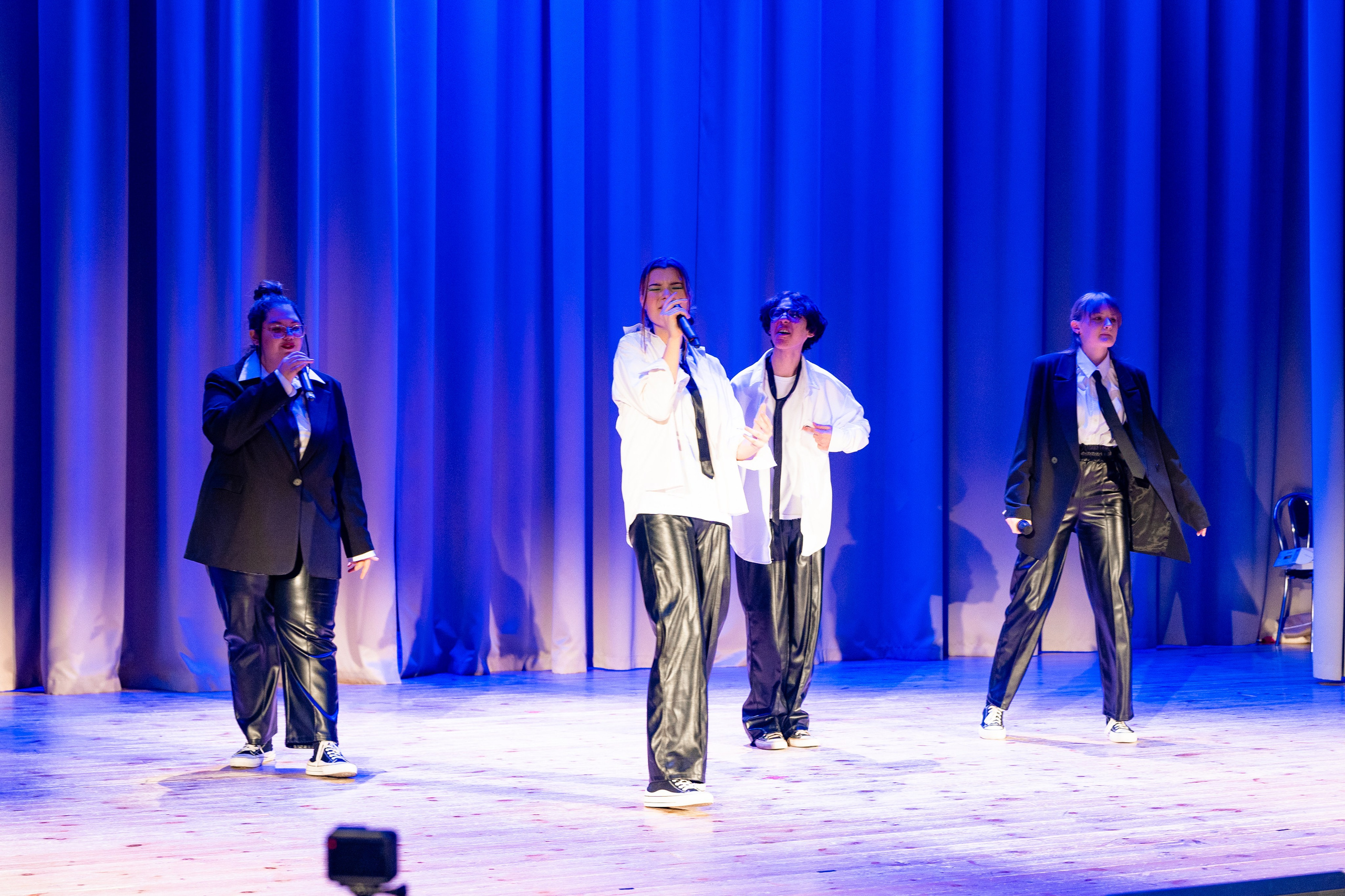 Концерт ДК Буривестник. Фотограф Никита Комаров