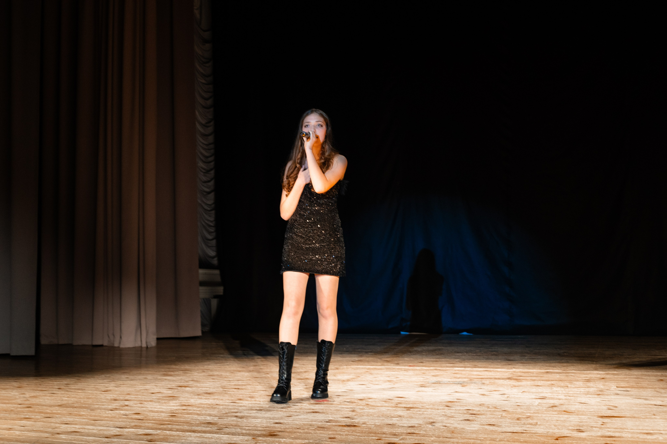 Концерт ДК Буривестник. Фотограф Никита Комаров