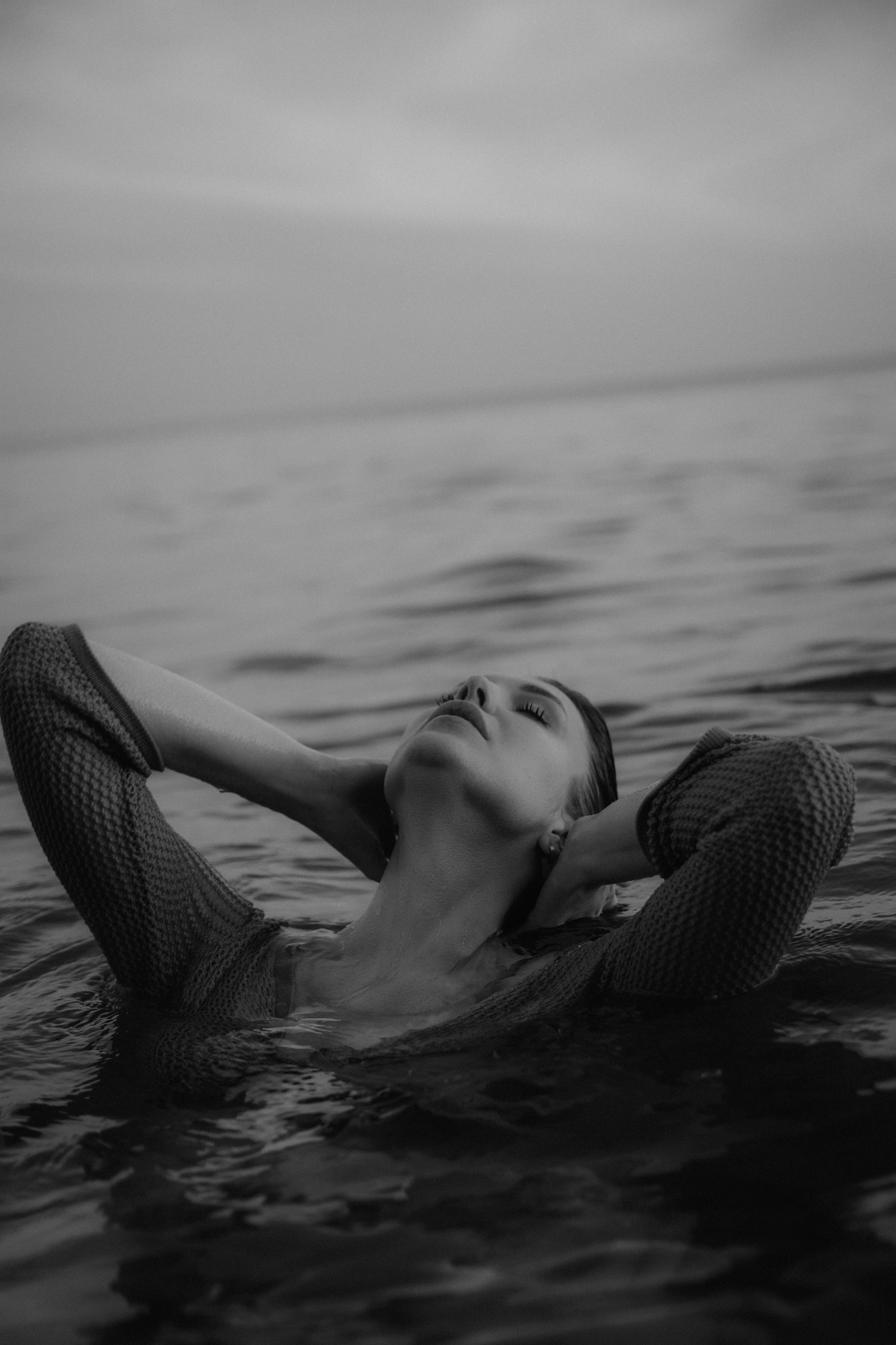 На скале. VISUAL ARTIST · KRONGAUZ ANASTASIA