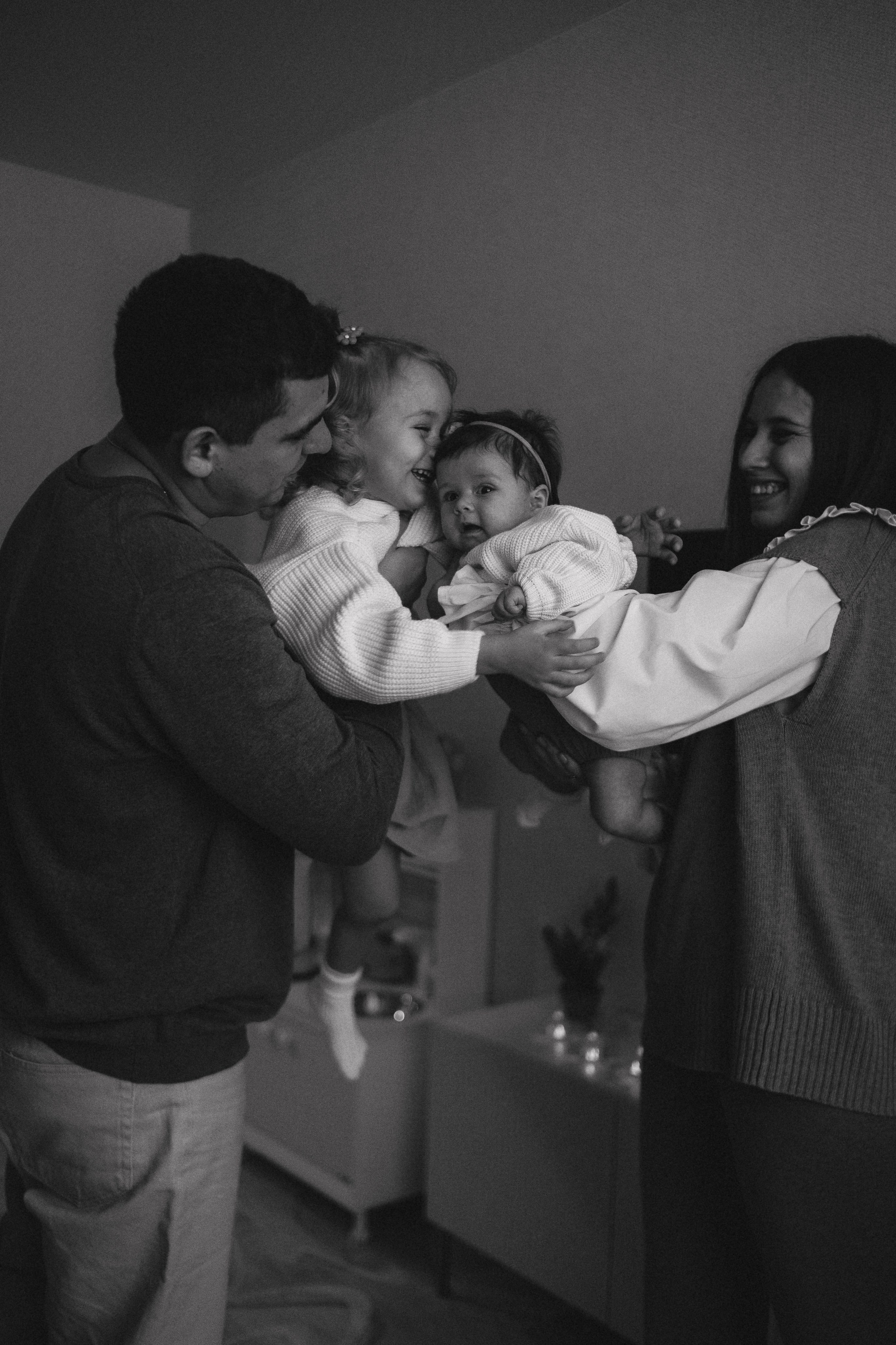 Анастасия, Андрей, Ариша и Анюта. Главная