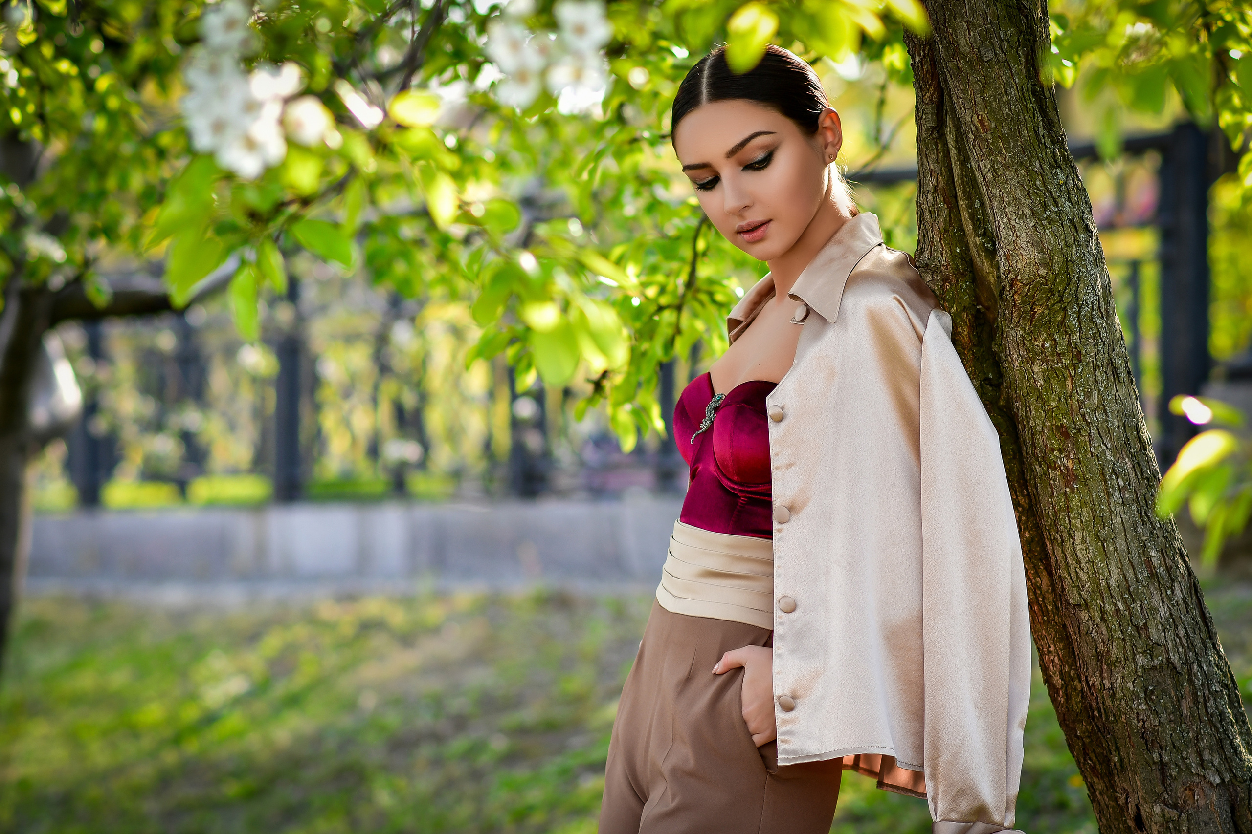 Весна. Съемка в цветении. Семейный и свадебный фотограф в Донецке Донская Анастасия