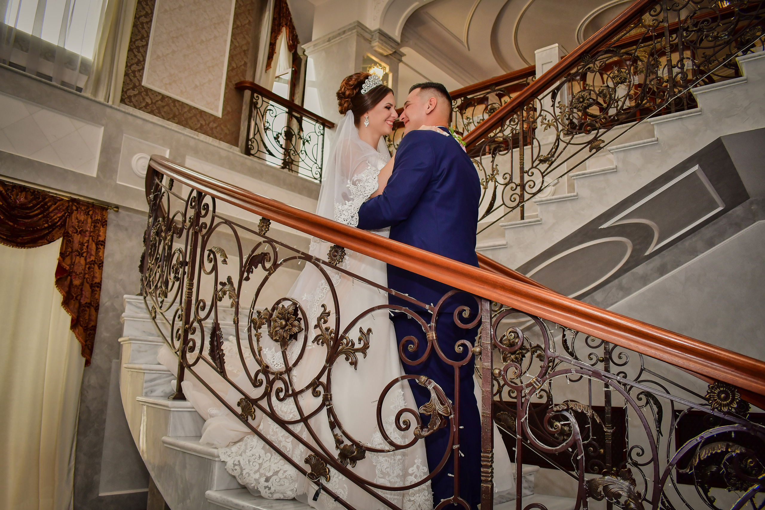 Съемка в студии, гостинице. Семейный и свадебный фотограф в Донецке Донская Анастасия