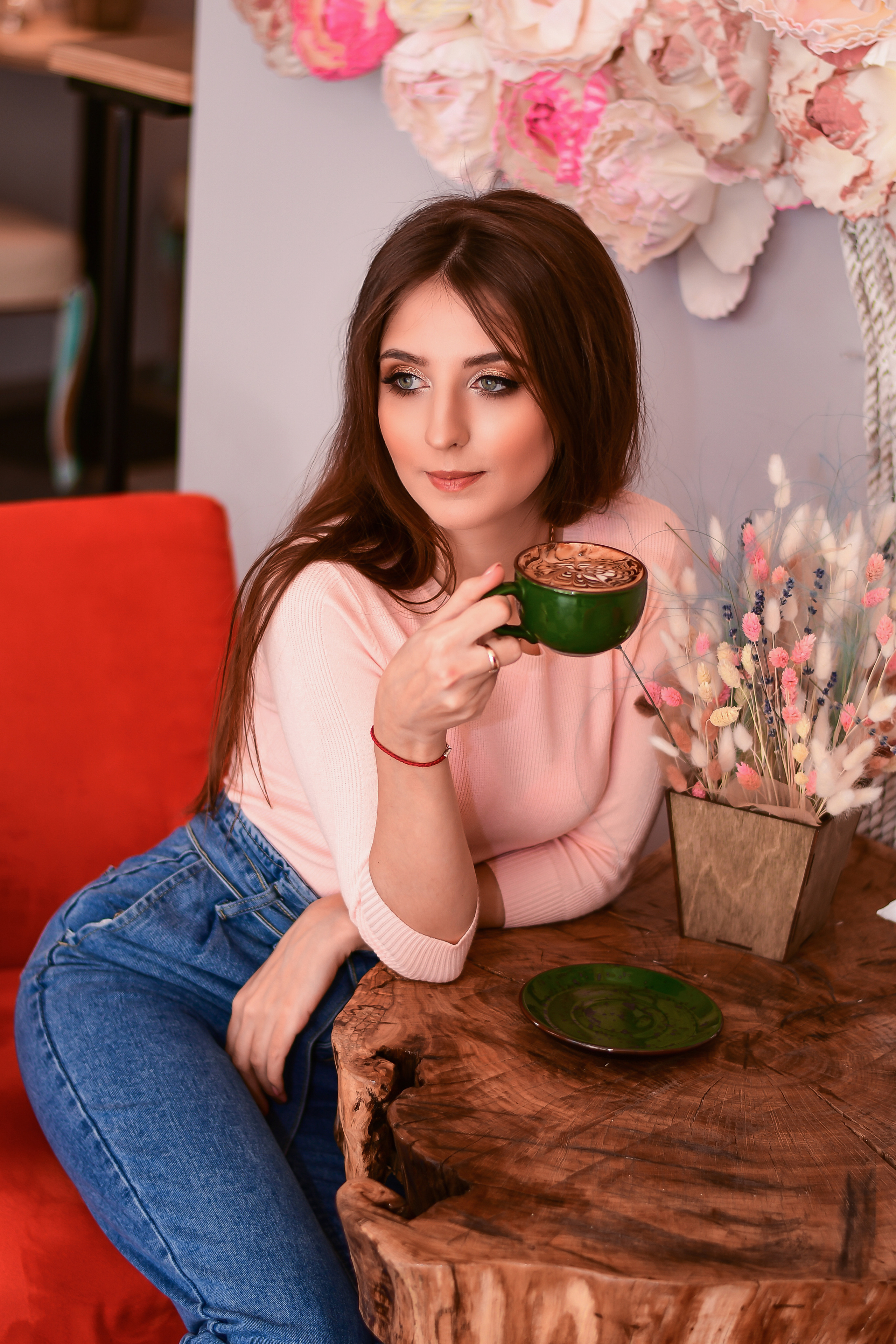 Съемка в кафе, ресторане. Семейный и свадебный фотограф в Донецке Донская Анастасия