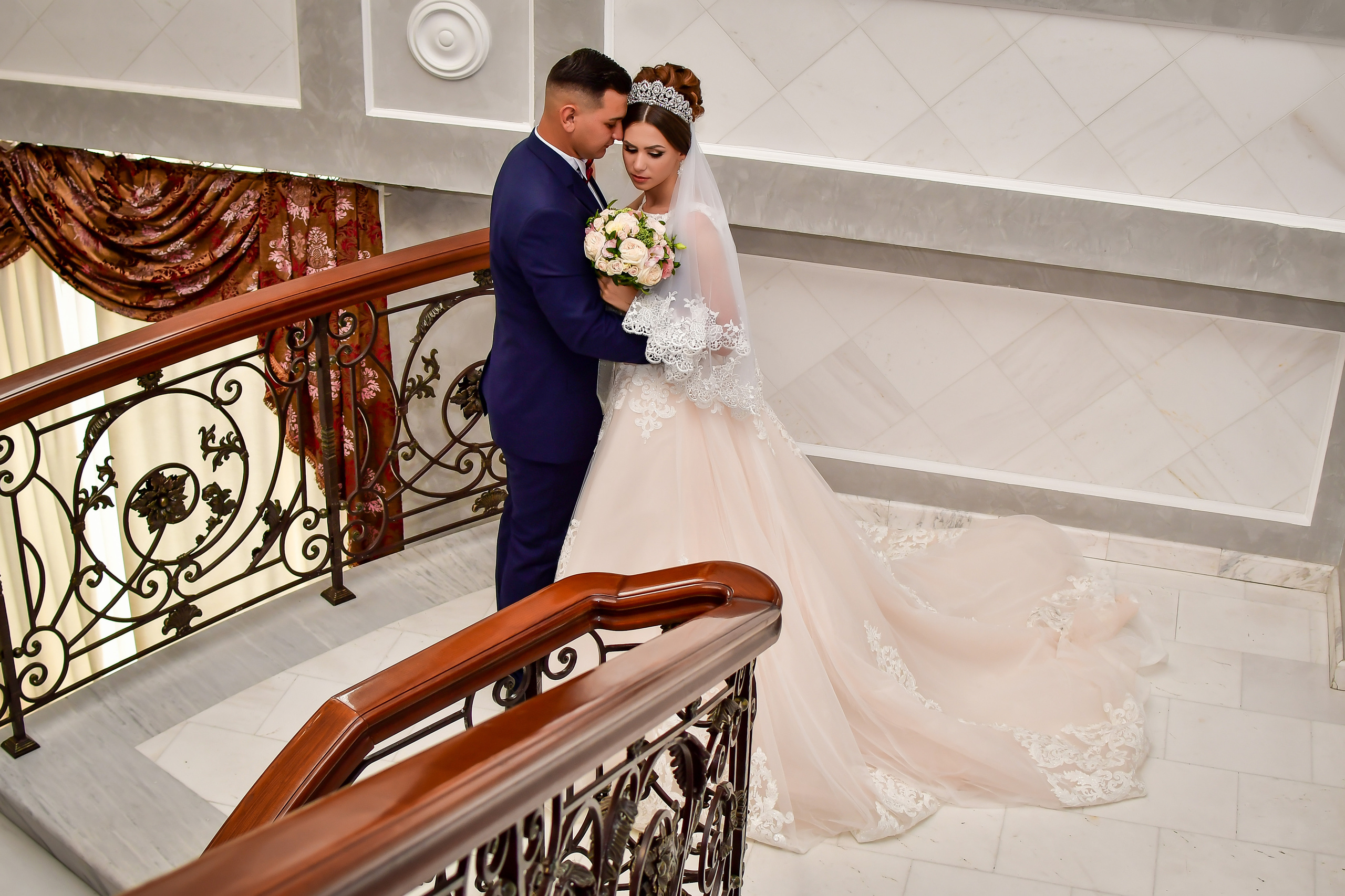 Съемка в студии, гостинице. Семейный и свадебный фотограф в Донецке Донская Анастасия