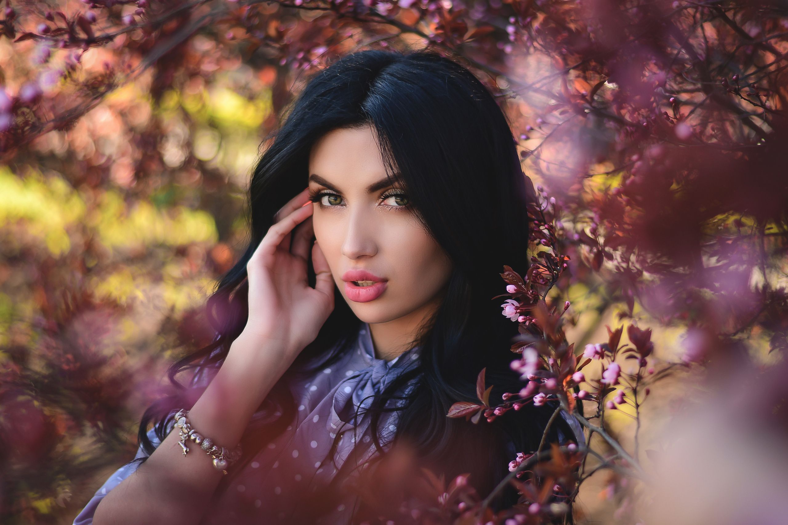 Весна. Съемка в цветении. Семейный и свадебный фотограф в Донецке Донская Анастасия