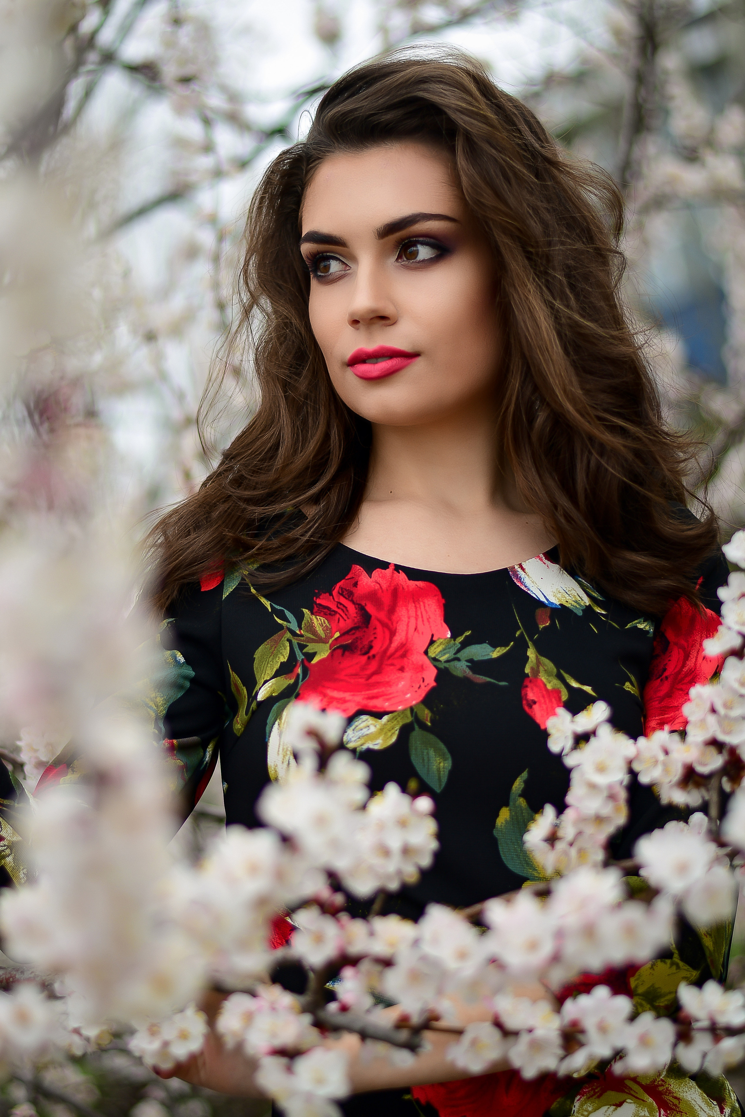 Весна. Съемка в цветении. Семейный и свадебный фотограф в Донецке Донская Анастасия