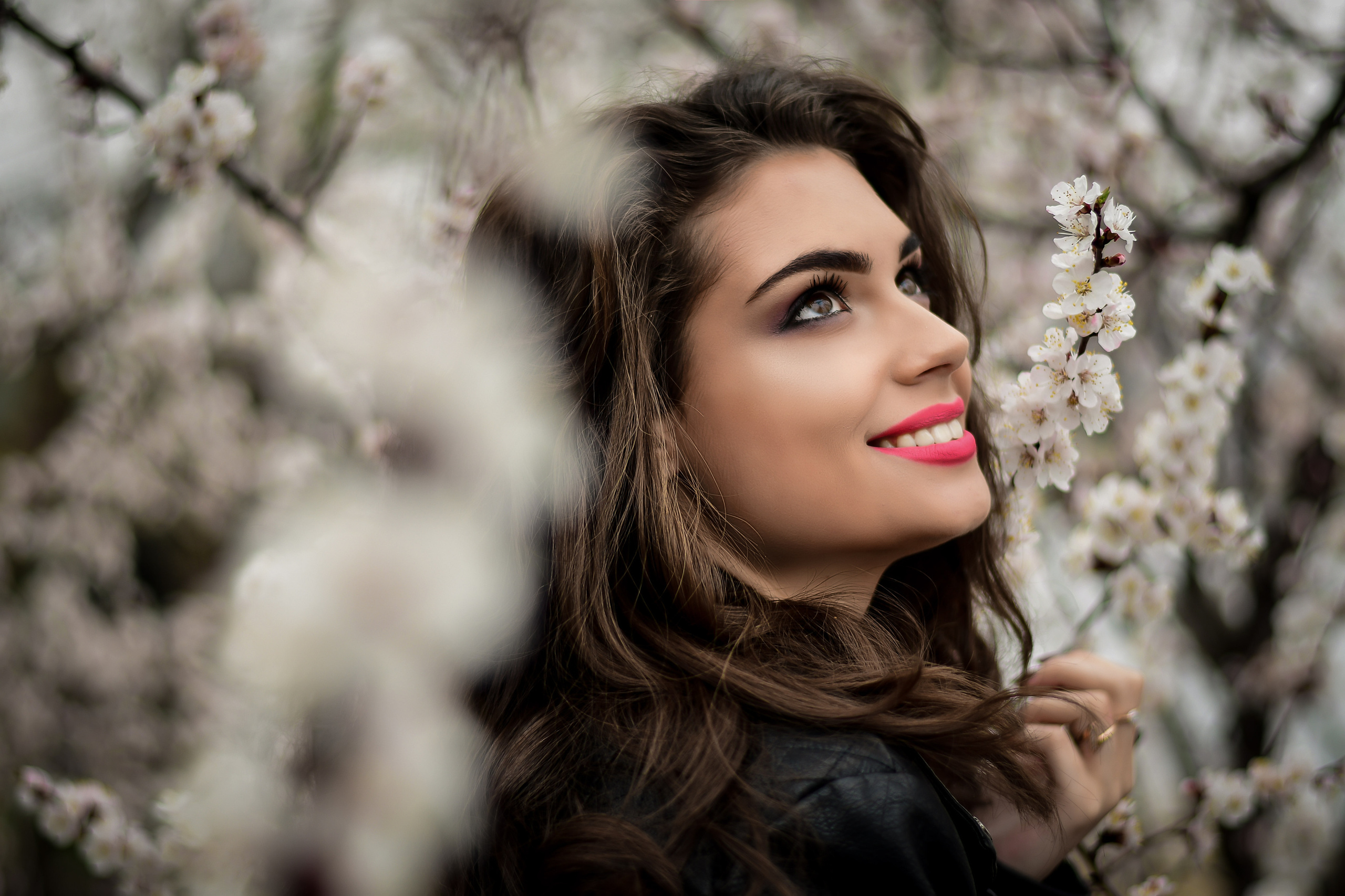 Весна. Съемка в цветении. Семейный и свадебный фотограф в Донецке Донская Анастасия