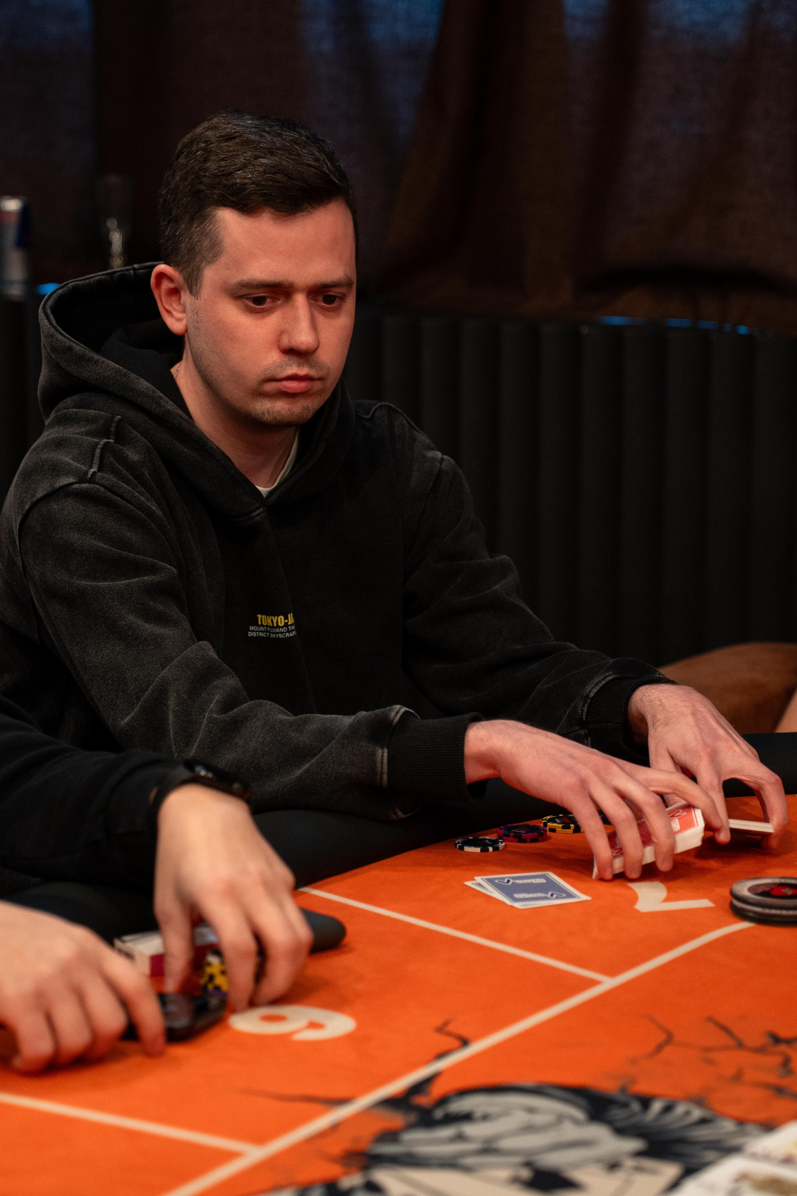 Joker Poker Club 01.03.2026. Коммерческий и художественный фотограф и видеограф в Москве Арсений Тургенев