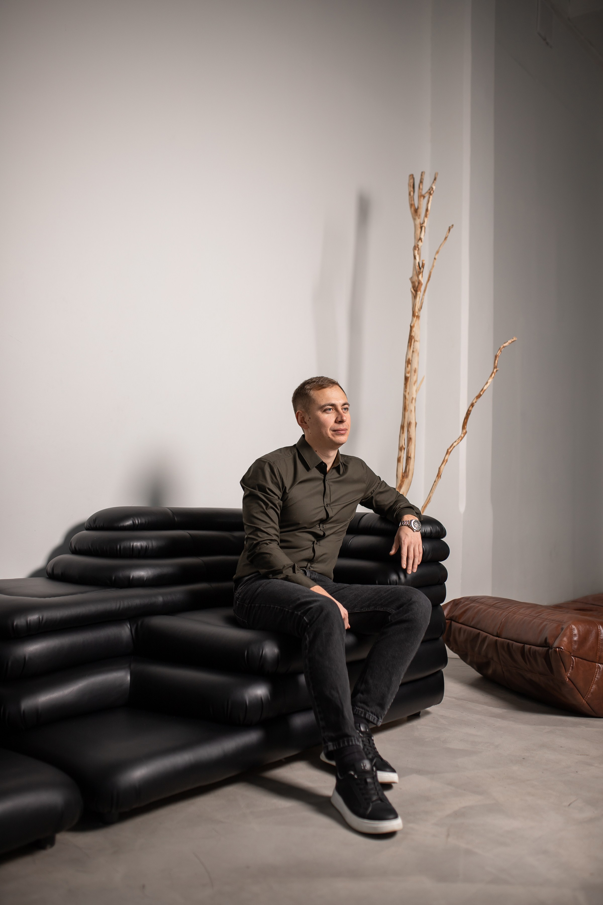 Ян строитель. Фотограф Санкт-Петербург Раднаева Юлия