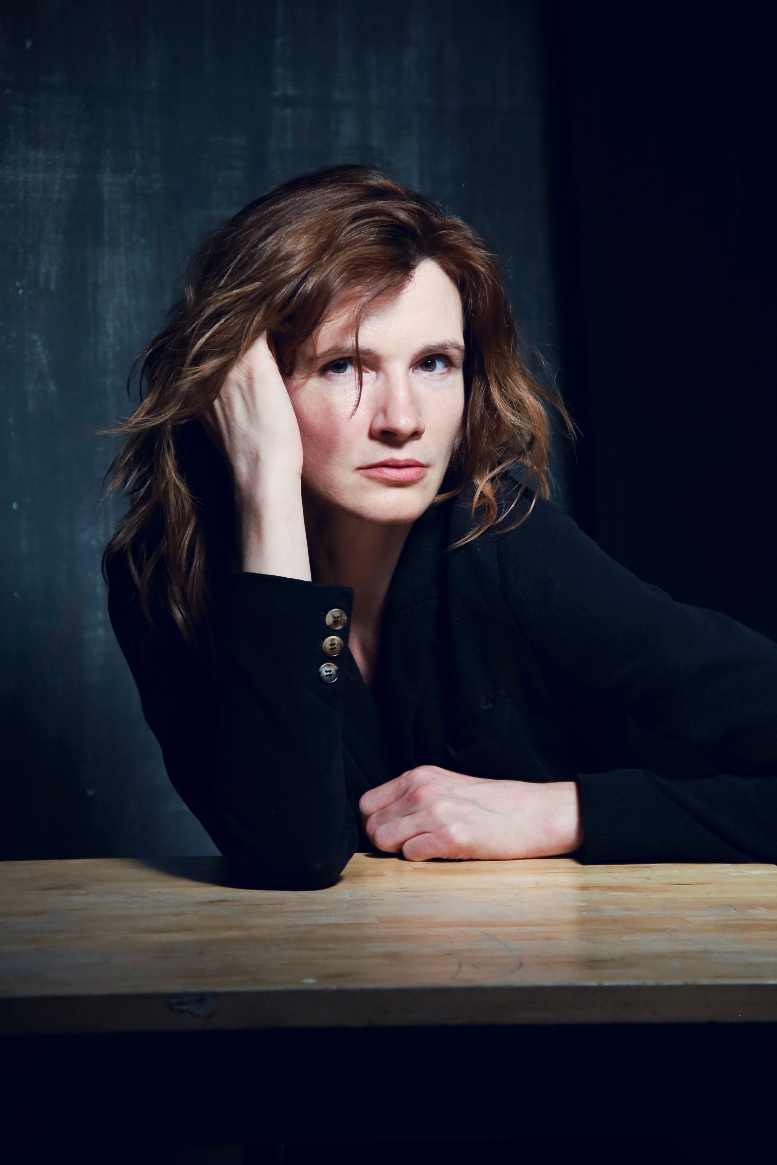 Клаудиа Бочар, актриса. Екатерина Гринева — портретный фотограф