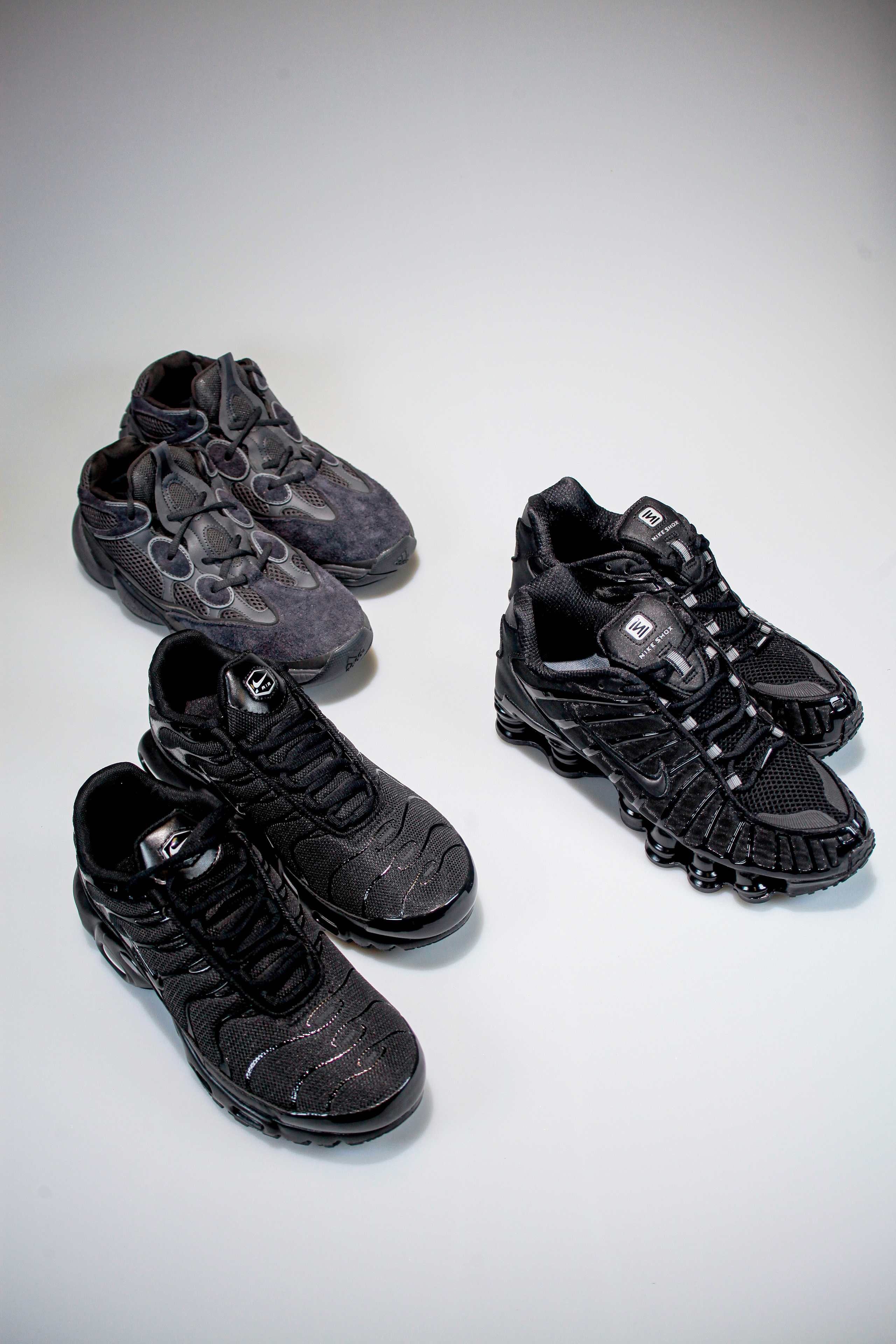 Съемка кроссовок для маркет-плэйсов. Фотограф в Санкт-Петербурге